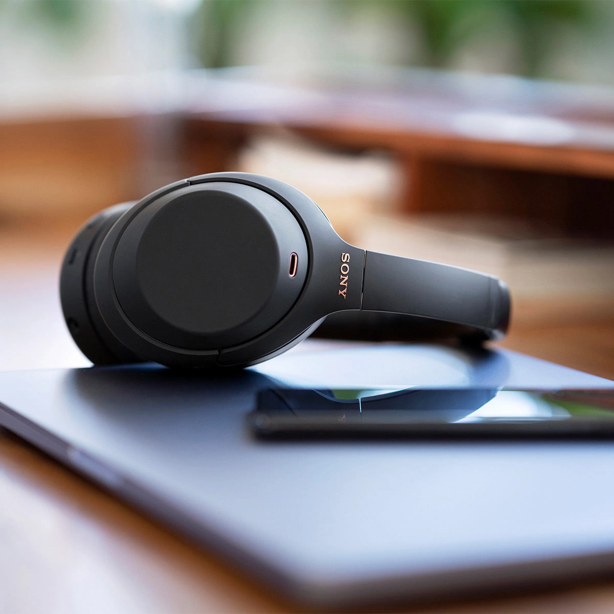 Sony WH-1000XM4 Wireless Noise Cancelling Over-Ear Headphones (Black)