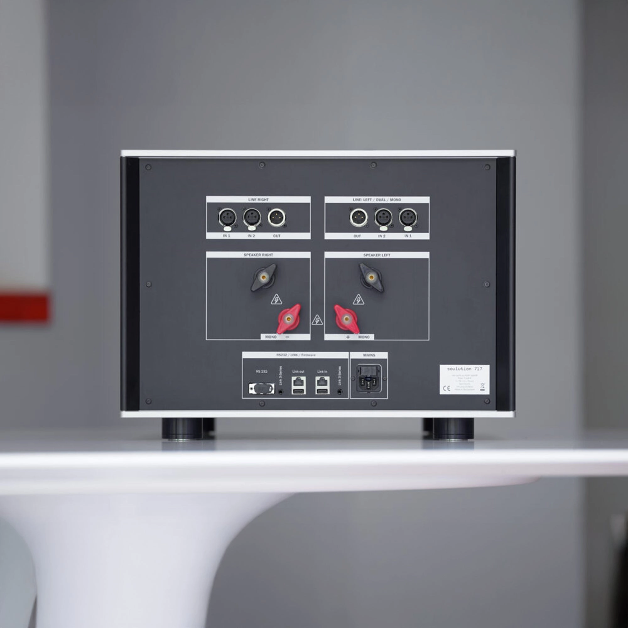 Soulution 717 Power Amplifier