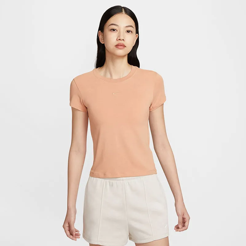 Material Innovation Comfort Adjustable Closure Nike Women'S Sportswear Chill Knit T-Shirt