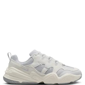Nike Women'S Tech Hera Tie-Dye Print