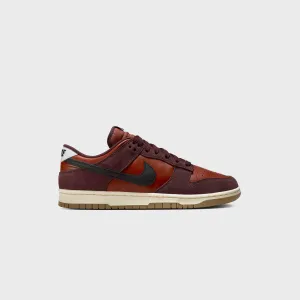 Nike Dunk Low - Mars Stone / Black Fearlessly You Dress from the Feet Up