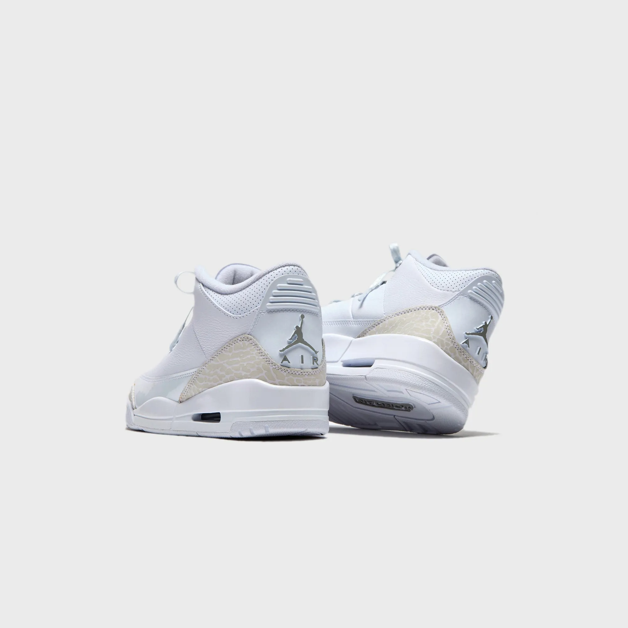Jordan Air Jordan 3 - White / Metallic Silver Exclusive Deal
