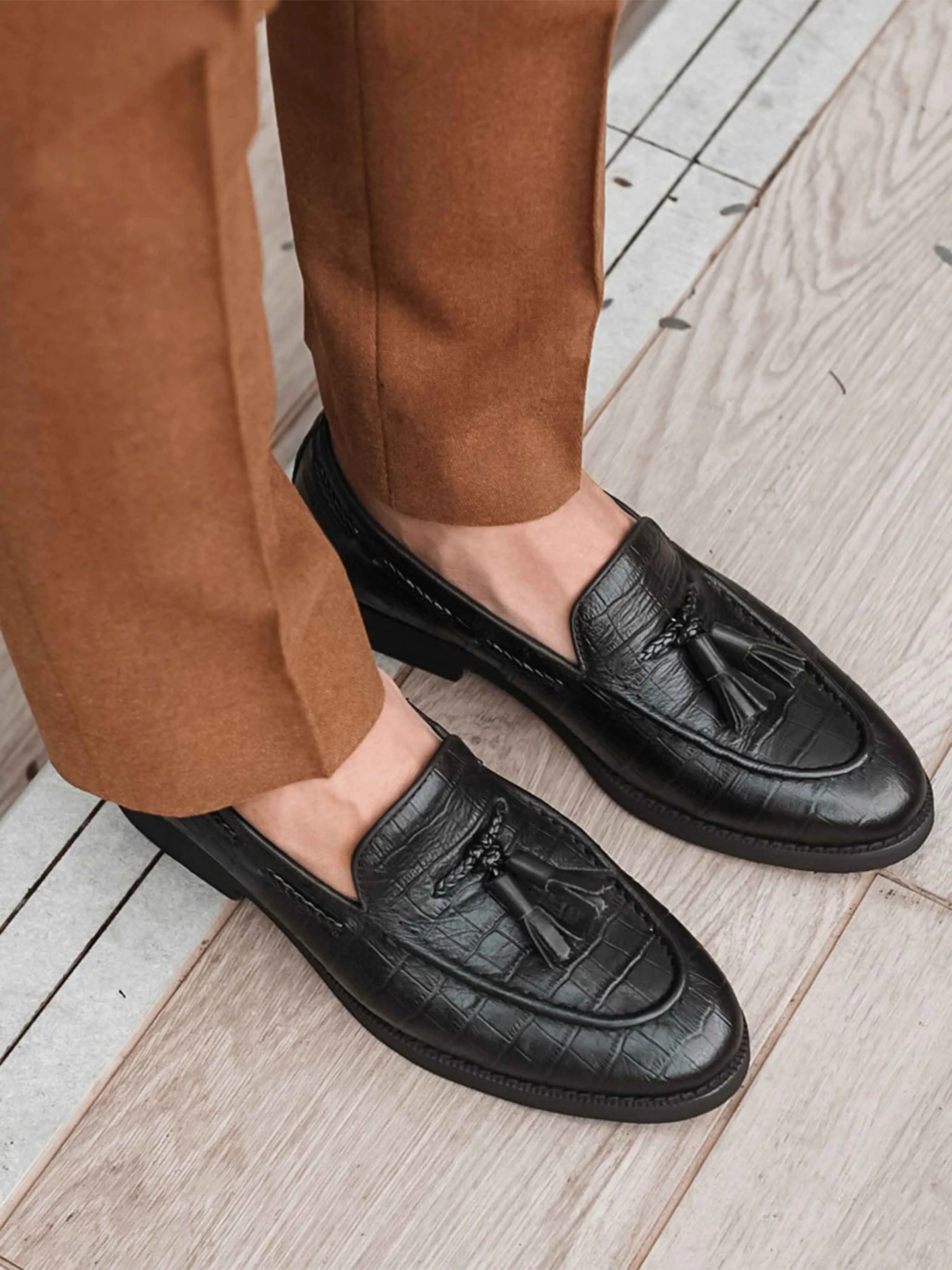 No Limits, Just Style Tassel Loafer - Black Croco Leather (Crepe Sole)