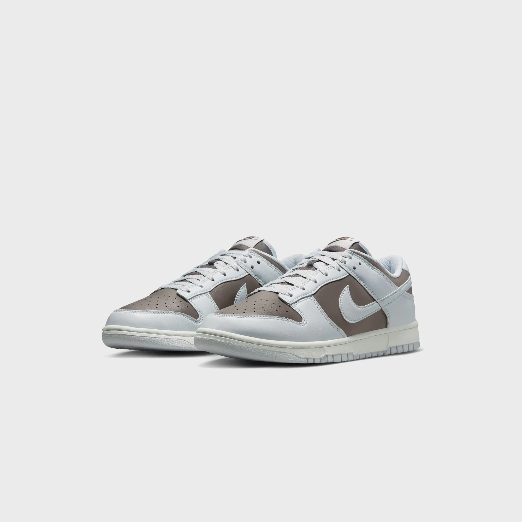 Nike Dunk Low Retro - Cave Stone / Pure Platinum / Summit White All Saints' Day Sale Step Into Strength