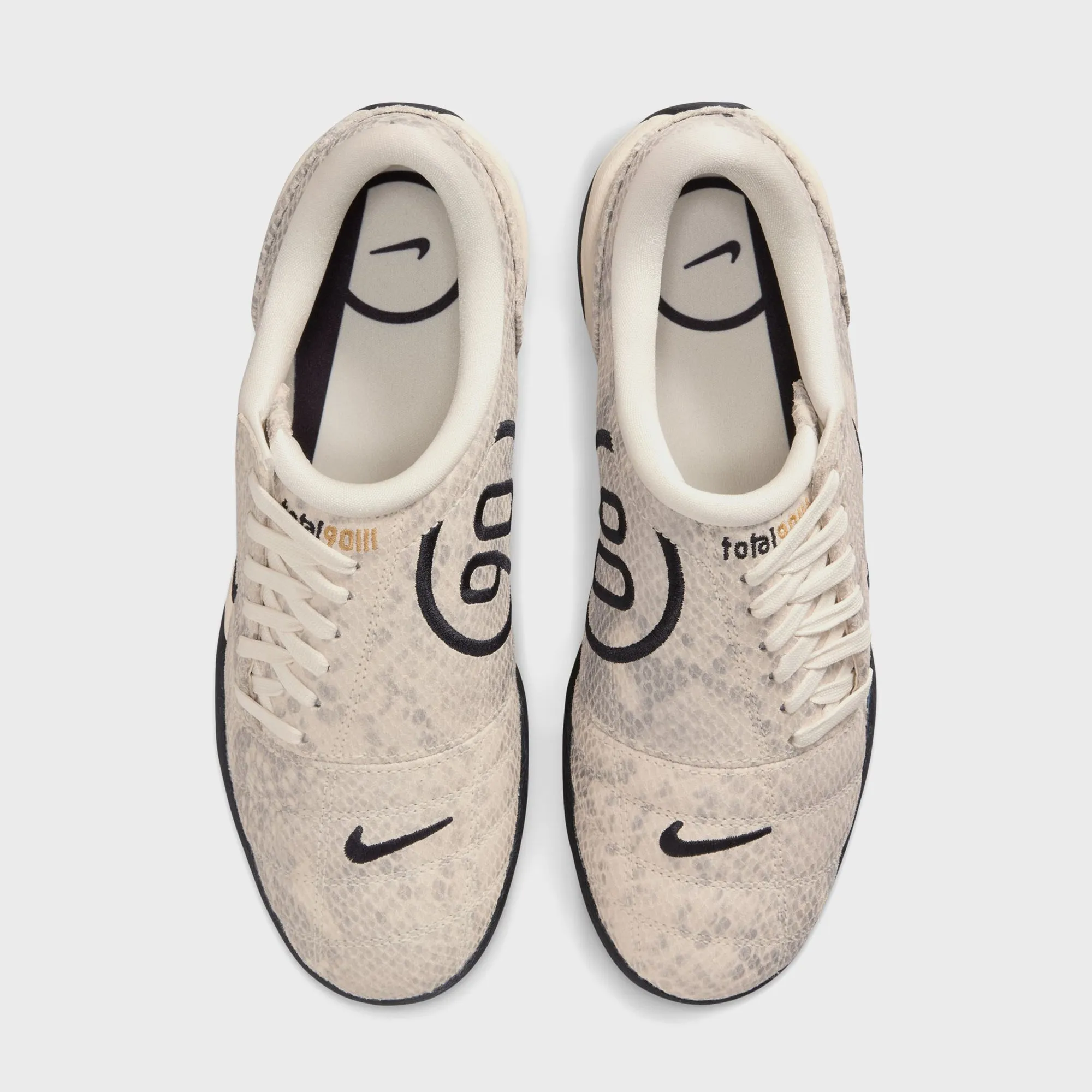 Nike Wmns T90 Sp - Pale Ivory / Black Good Traction Force Durable Feature Upgrade