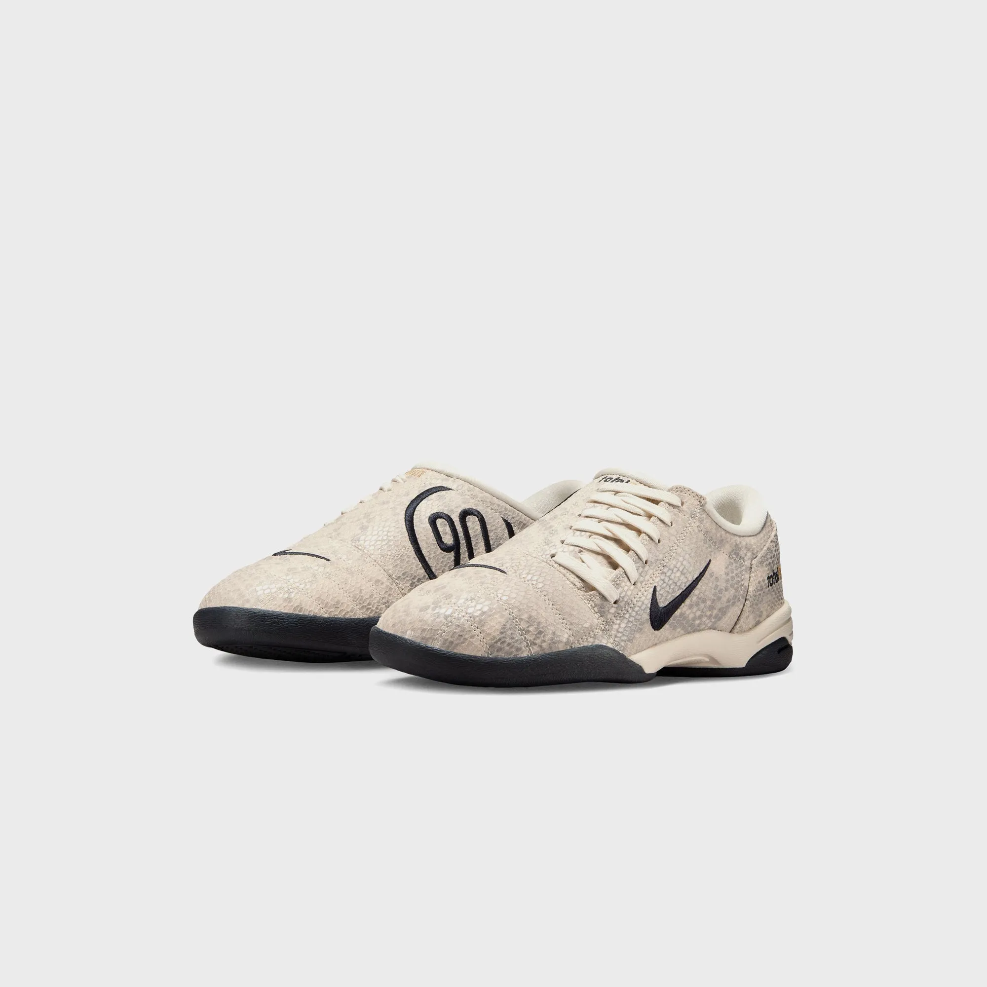 Nike Wmns T90 Sp - Pale Ivory / Black Comfort Satisfaction Degree Evaluation Method Method
