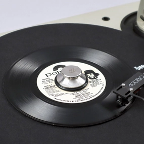 Sure Shot: 45 Record Adaptor / Stabilizer - Turntable Lab Edition hi-fi DAC amp combo,hi-fi speaker impedance matcher,hi-fi RCA switch