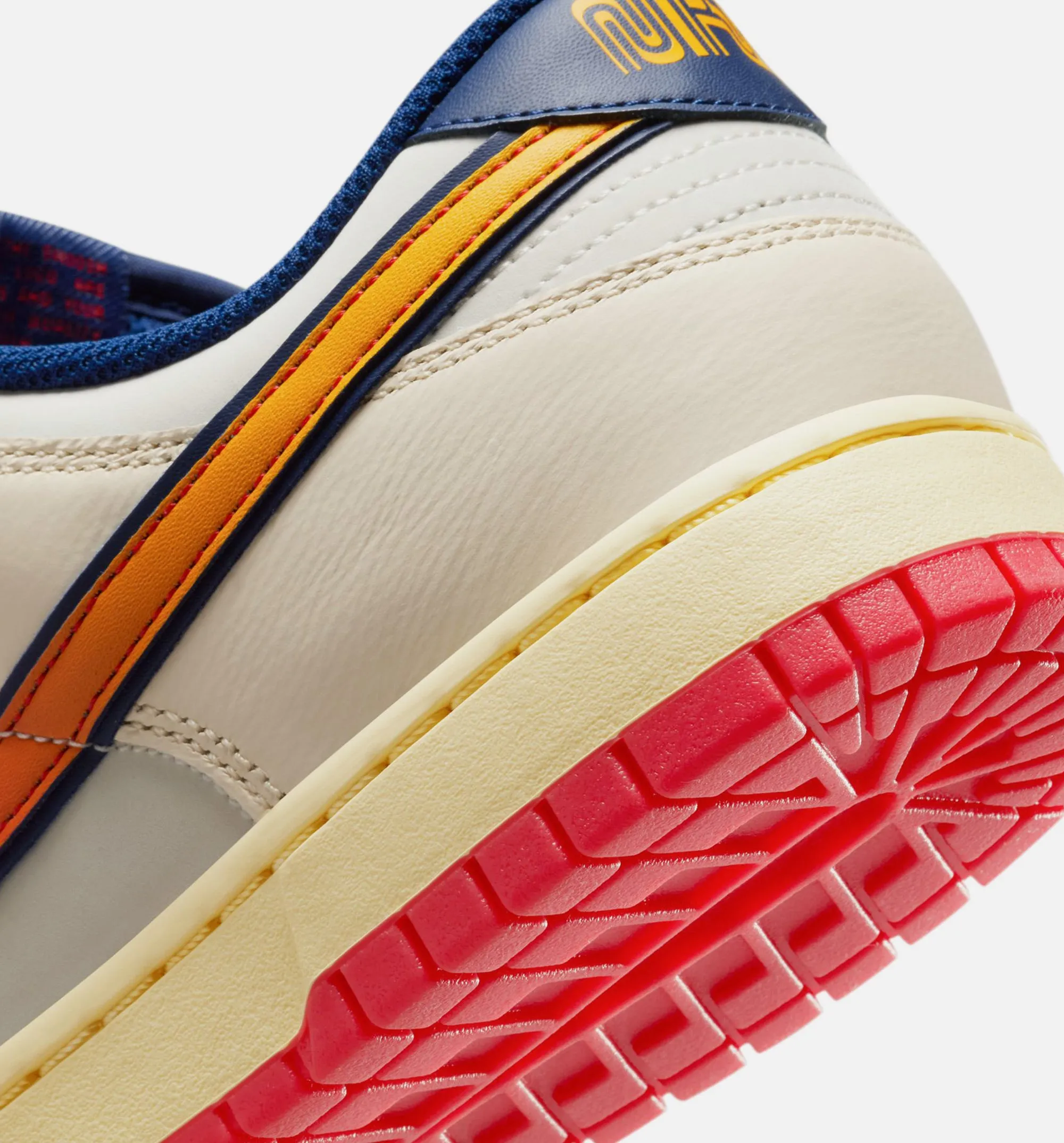 Padding Thickness Supportive Upper Material Dunk Low Retro Se Mens Lifestyle Shoe - Pale Ivory/Light Crimson/Sail/University Gold/Blue Void/Sail