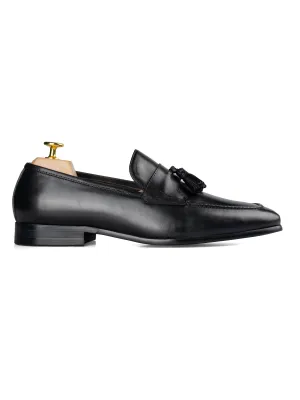 Break Boundaries Tassel Loafer Wing Strap - Solid Black