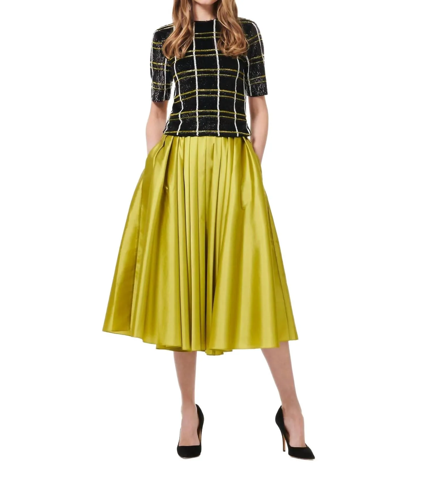 Jupe mi-longue plissée en taffetas souple couleur citrine