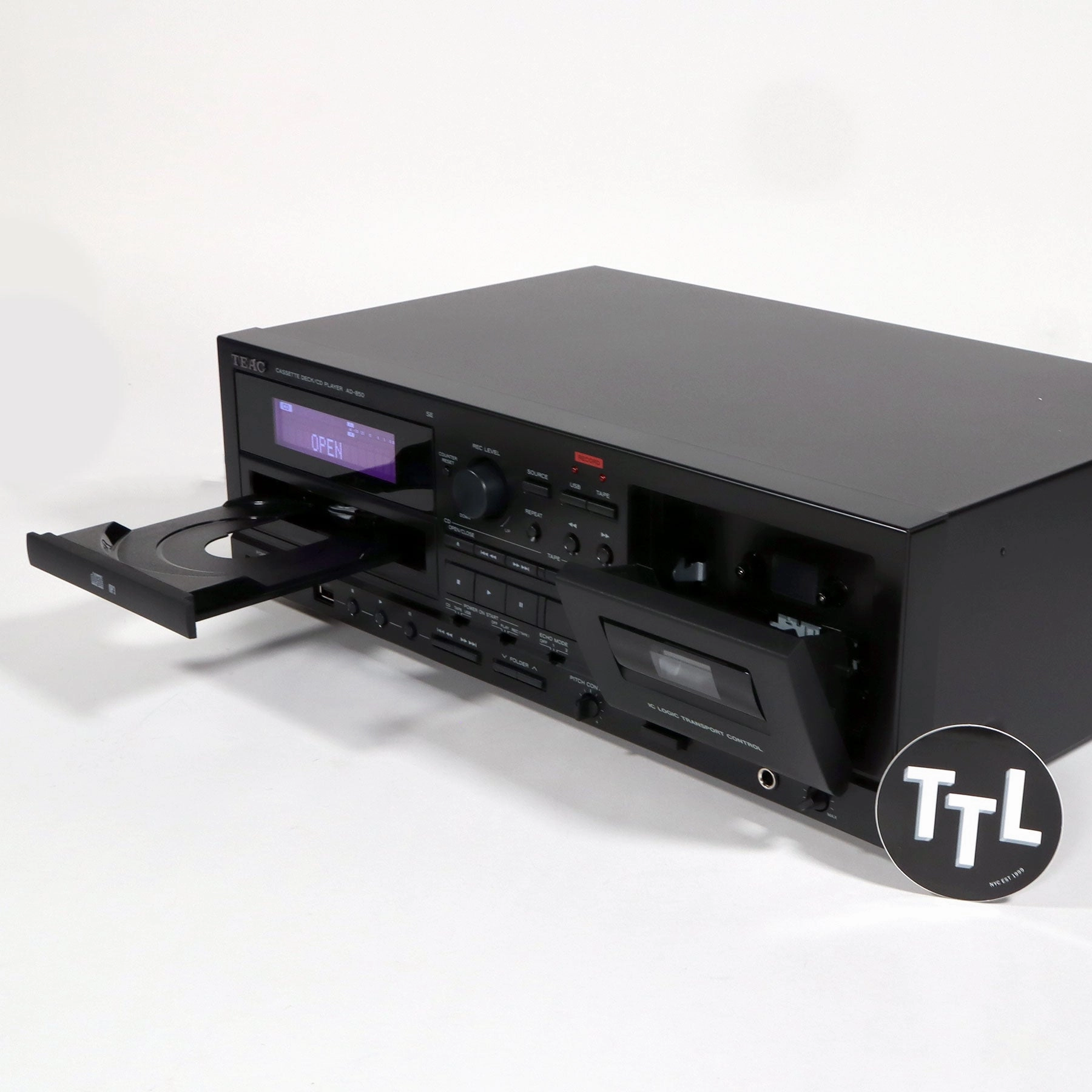 Teac: AD-850 Cassette Player / CD Player / USB Recorder (AD850SEB) - Black