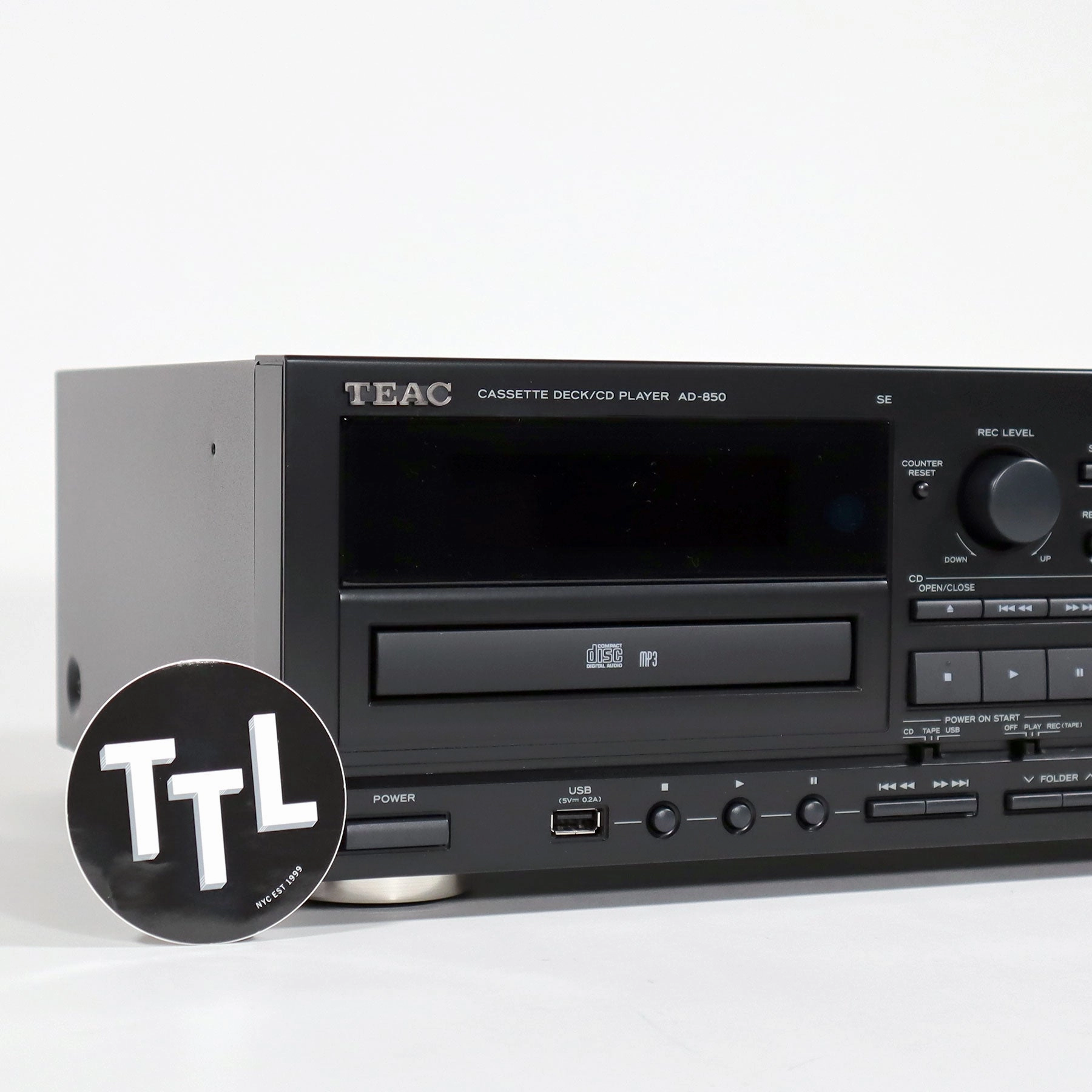 Teac: AD-850 Cassette Player / CD Player / USB Recorder (AD850SEB) - Black