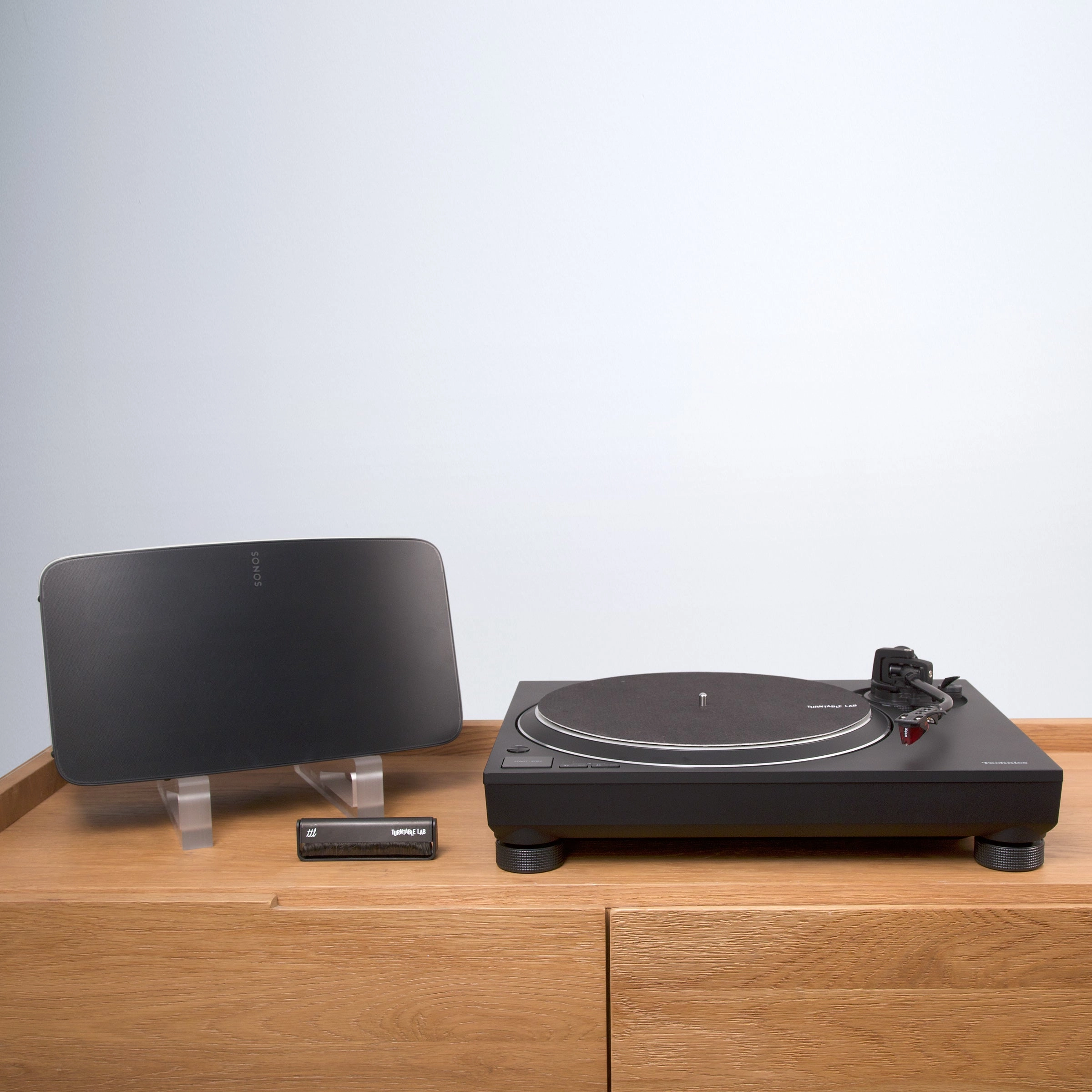 Technics: SL-1500C / Sonos Five / Turntable Package