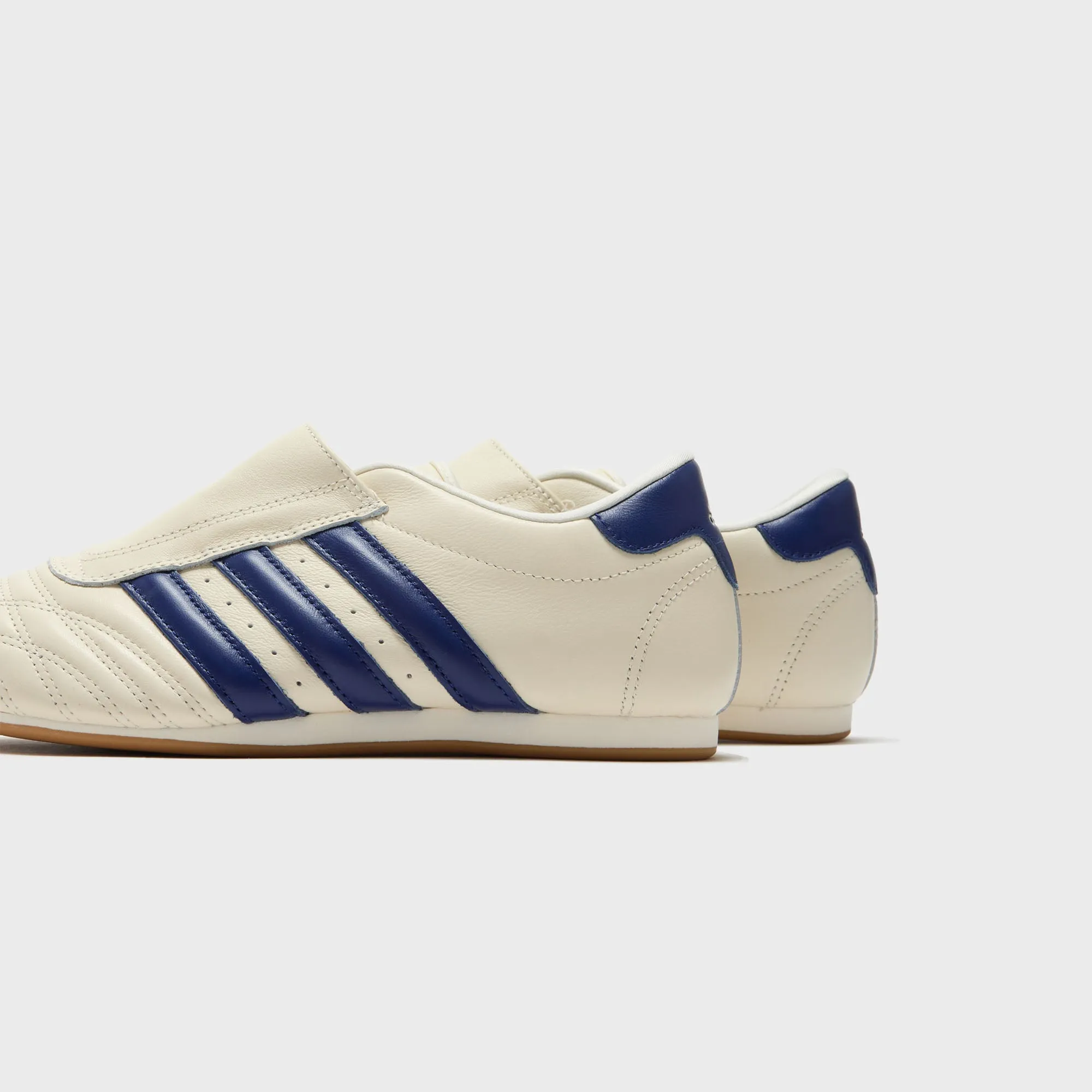 Popular Footwear Comfort Display Adidas Wmns Taekwondo - Cream White / Victory Blue / Gum 3
