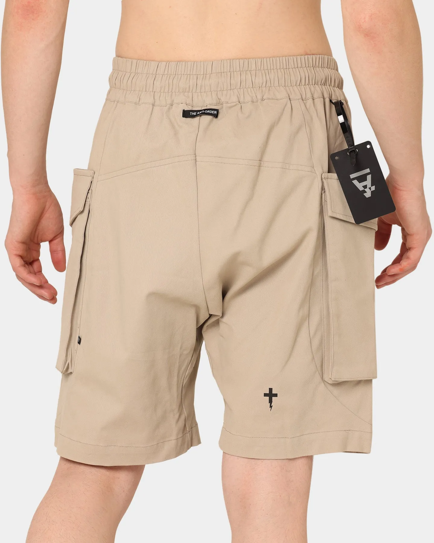 Le Short Cargo Anti-Ordre Cleon en Os