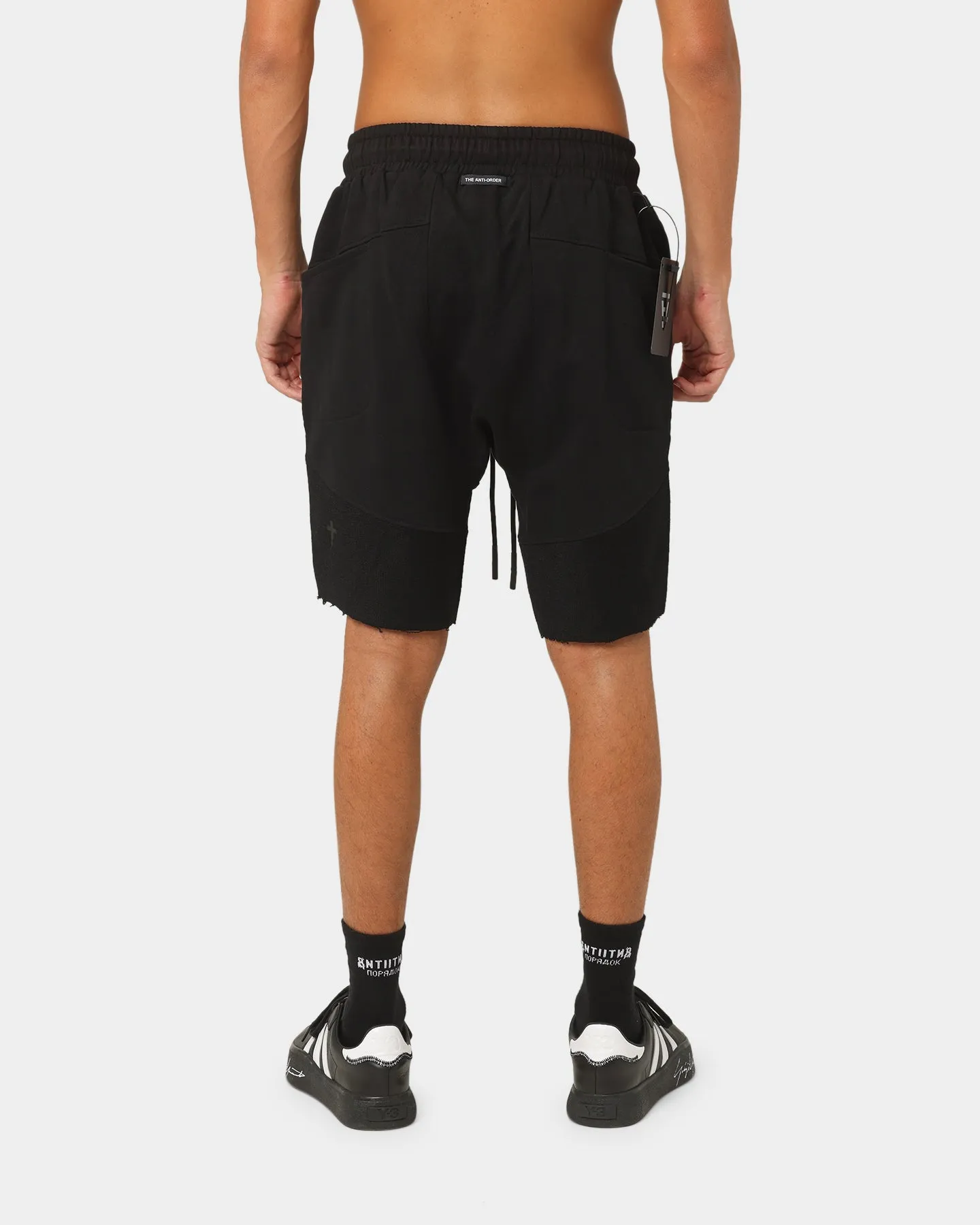 Le Short Anti-Ordre Dead Sneaker Noir