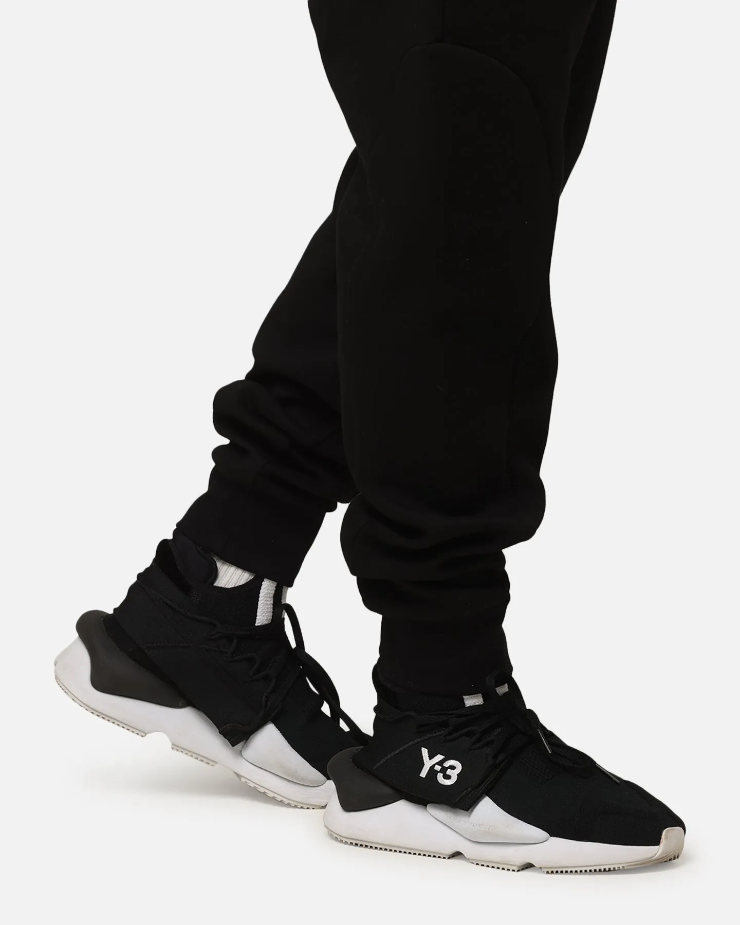 Le Jogger à Panneaux Anti-Ordre Noir