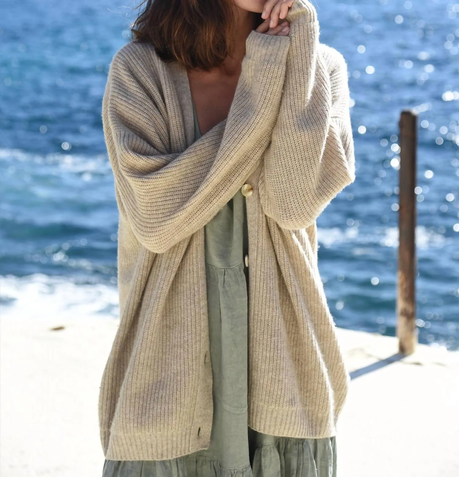 Le Cardigan Muma En Cachemire Couleur Avoine