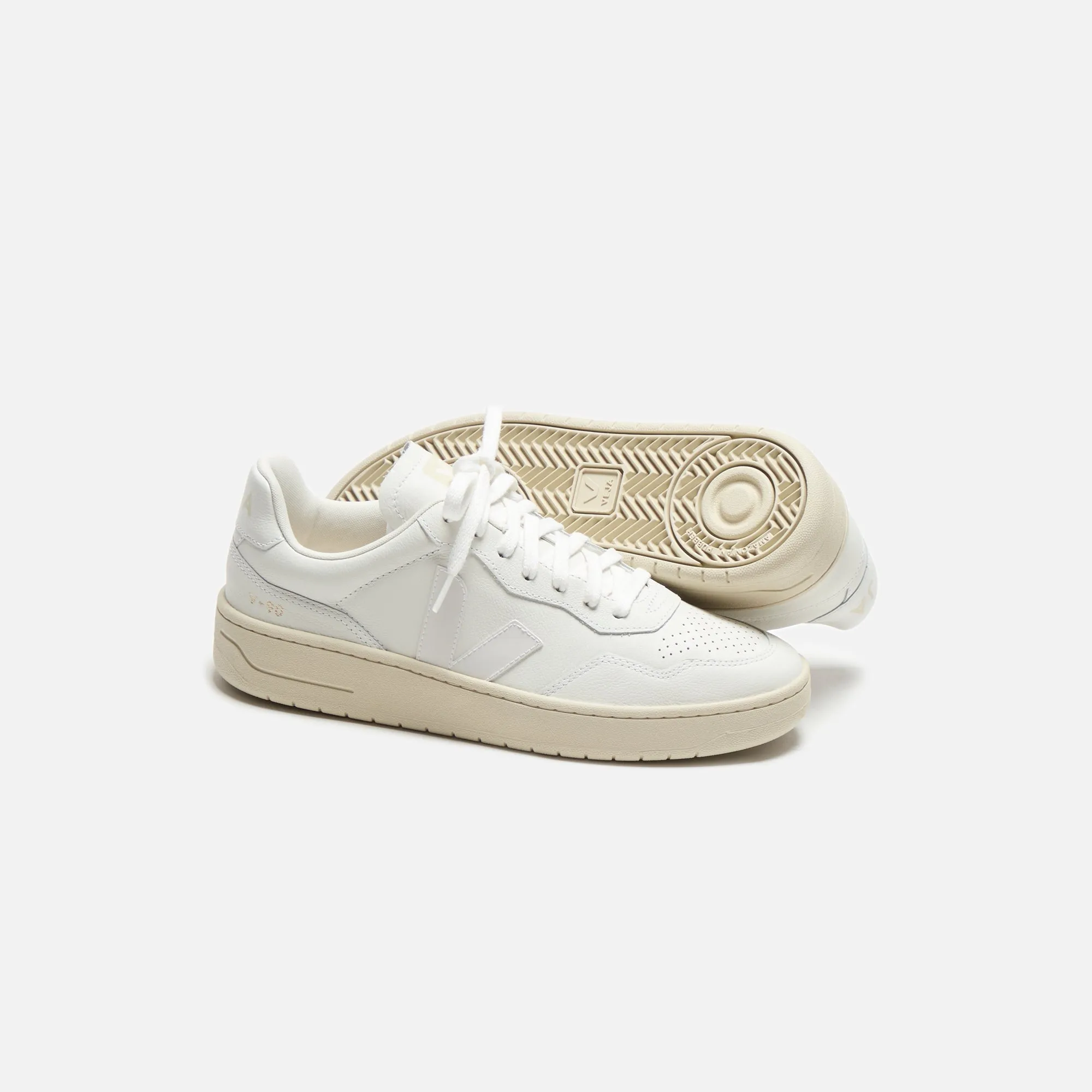 Veja V-90 - Extra White Style Meets Power Spring Sale