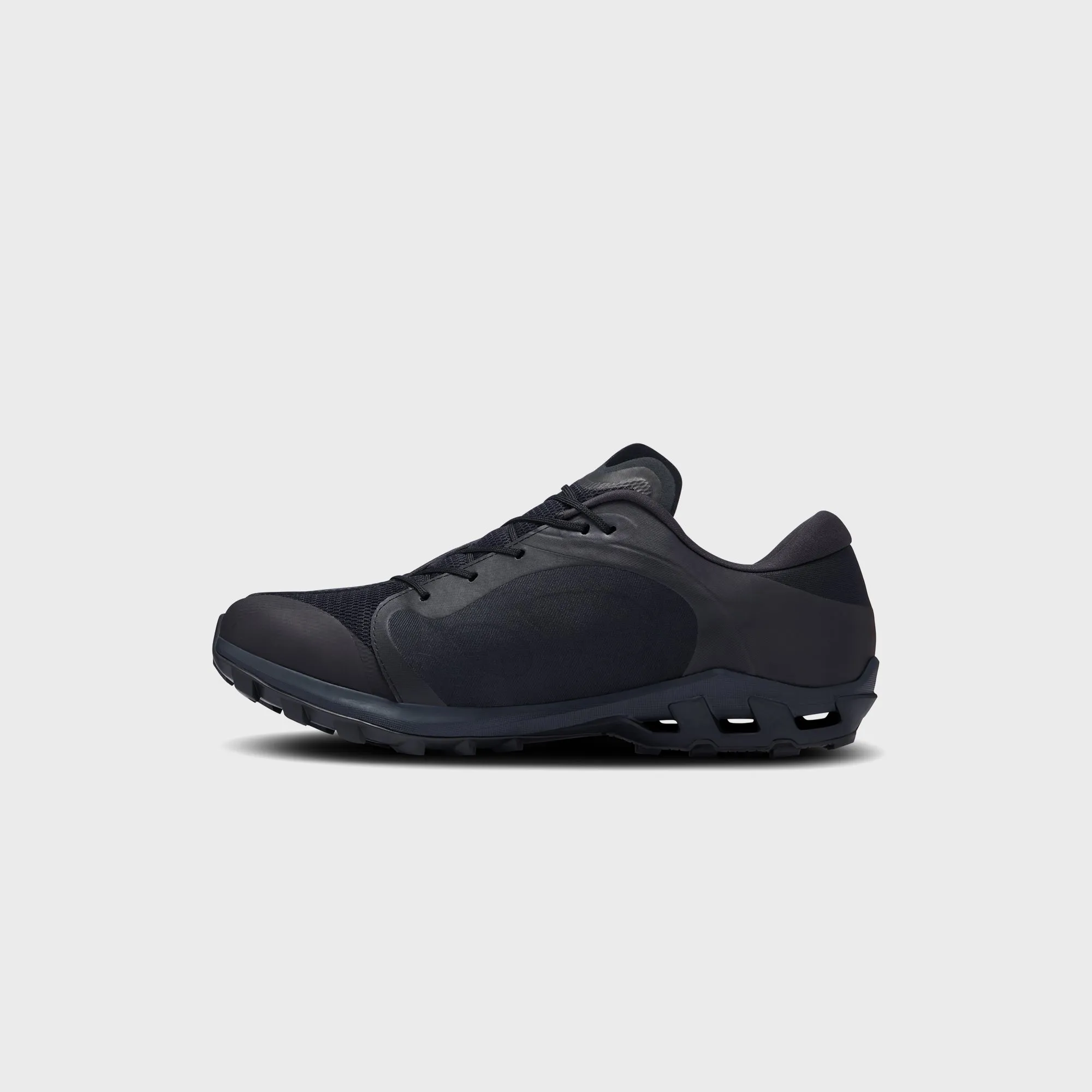On Running X Post Archive Faction Cloudventure Peak - All Black Be Unstoppable