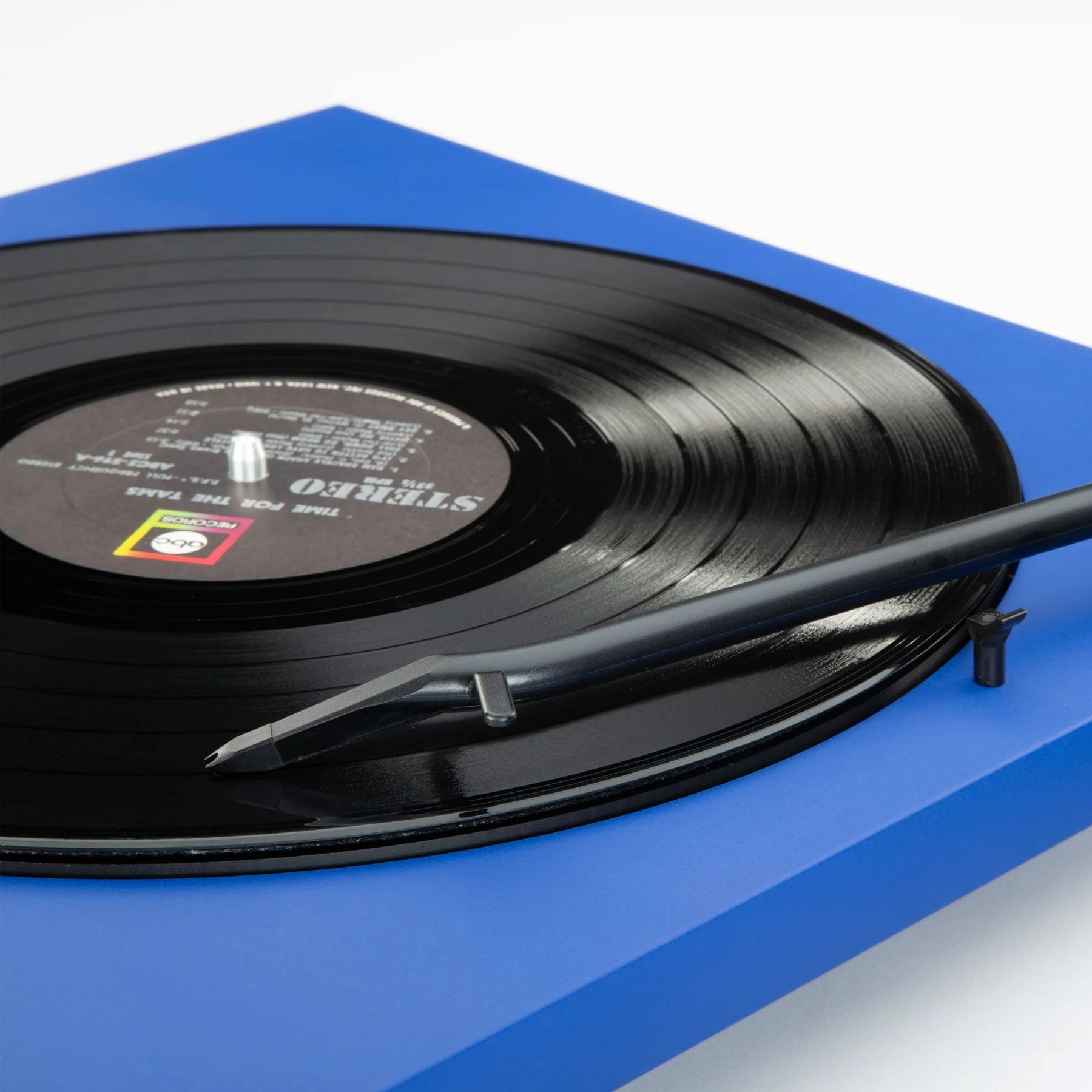 Tone Factory: Tone Turntable w/ Dustcover