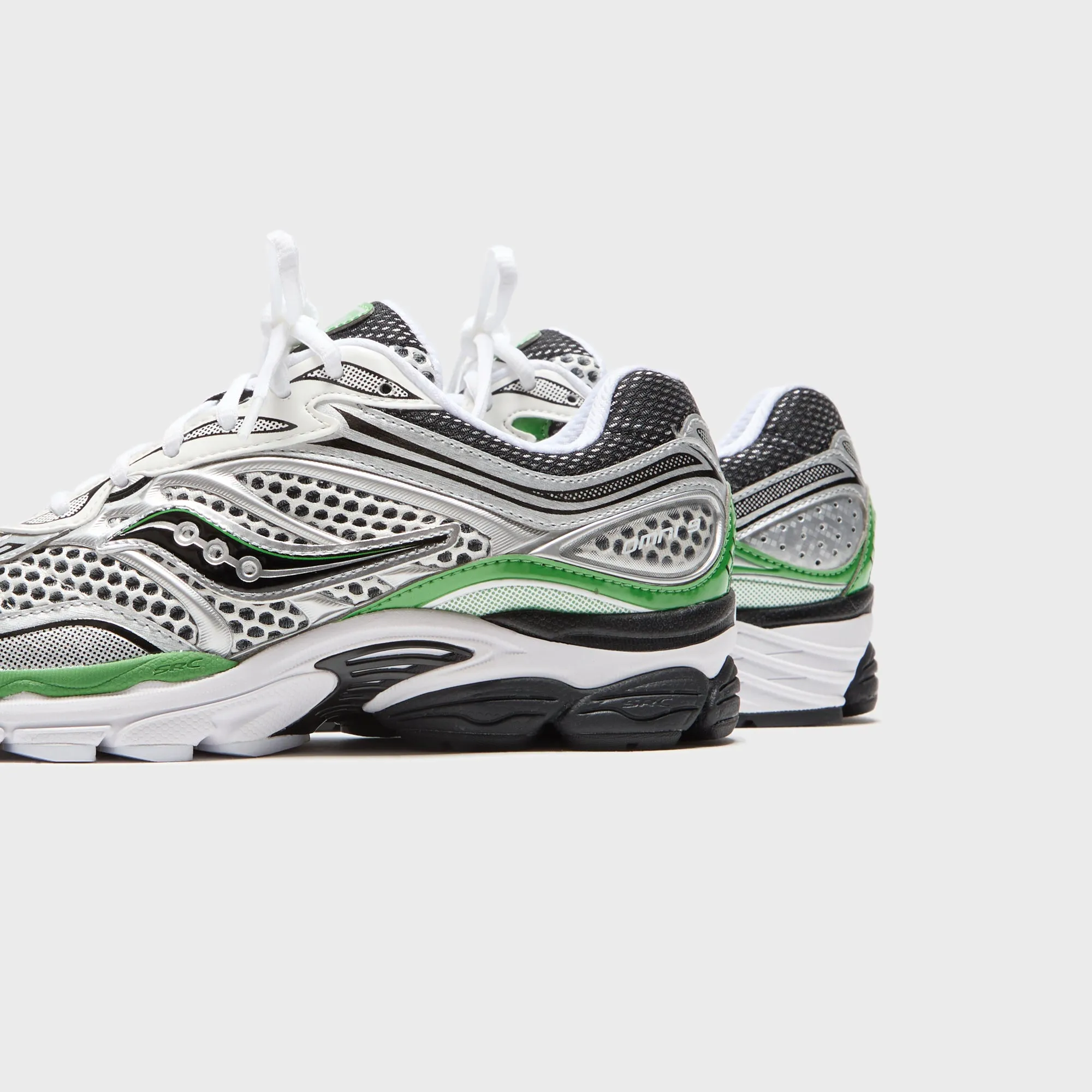 Saucony Progrid Omni 9 - Silver / Green Valentine's Day Sale