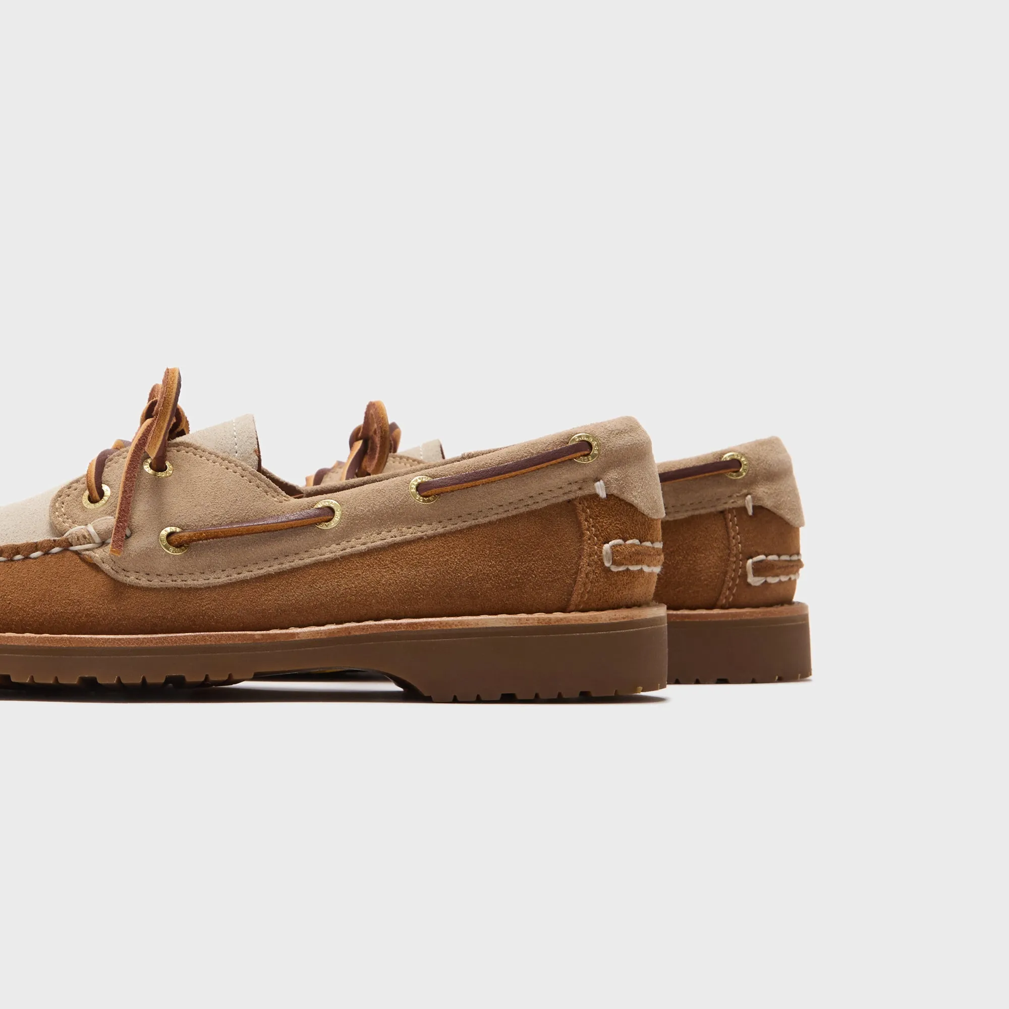 G.H. Bass Hampton Mini Lug Boater - Tan Combo Comfortable Midsoles Padding