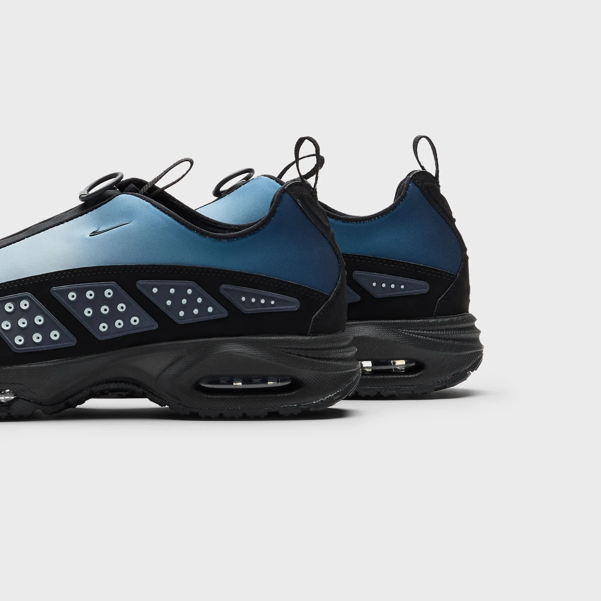 Cowl Odor-Resistant Treatment Nike Wmns Air Max Sndr - Fade Obsidian / Black / Grey Haze