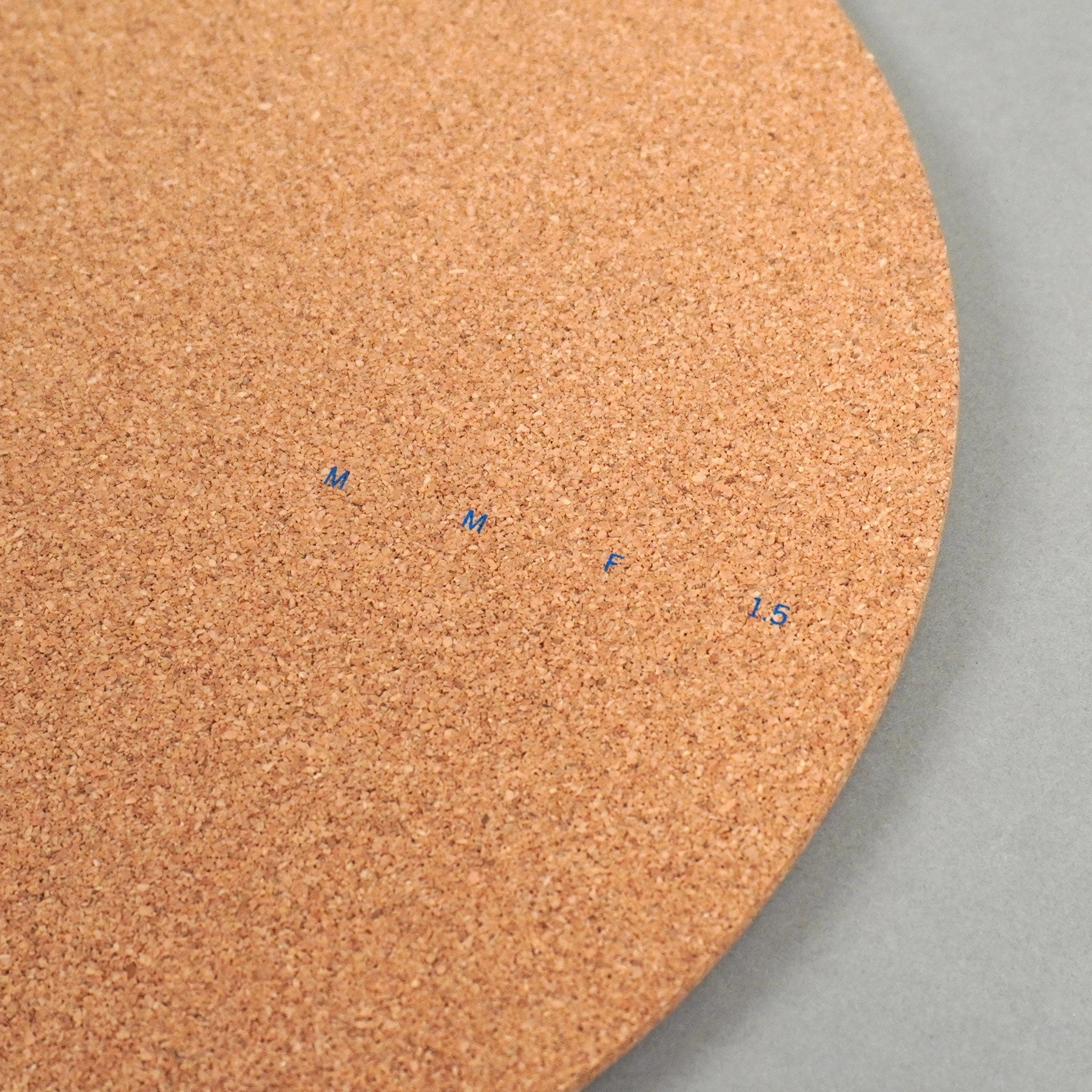 Turntable Lab: MMF 1.5.ttl Cork Record Mat