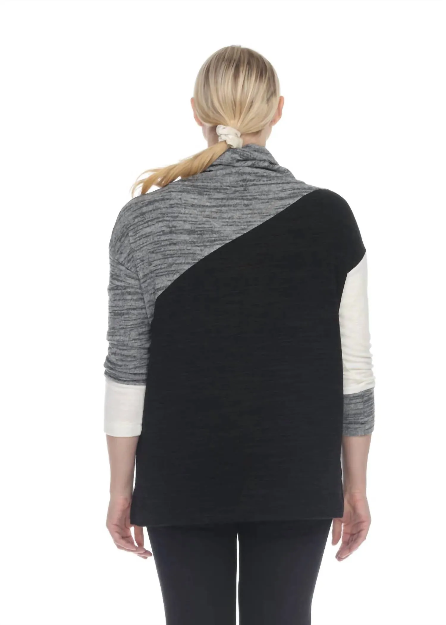 Pull col roulé en gris