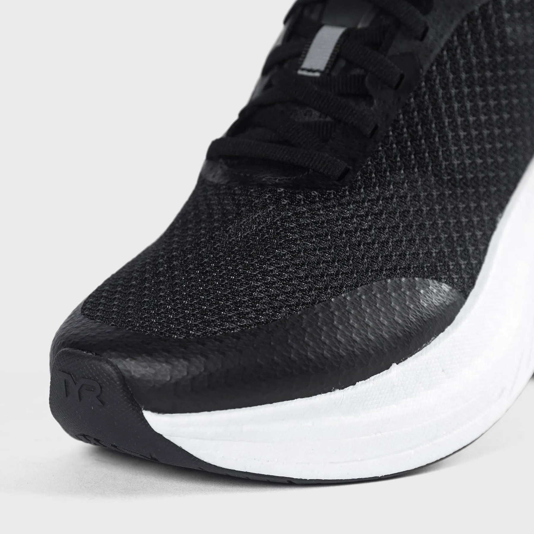 Tyr - Valkyrie Speedworks Runner - Black Comfortable Fit Midsole