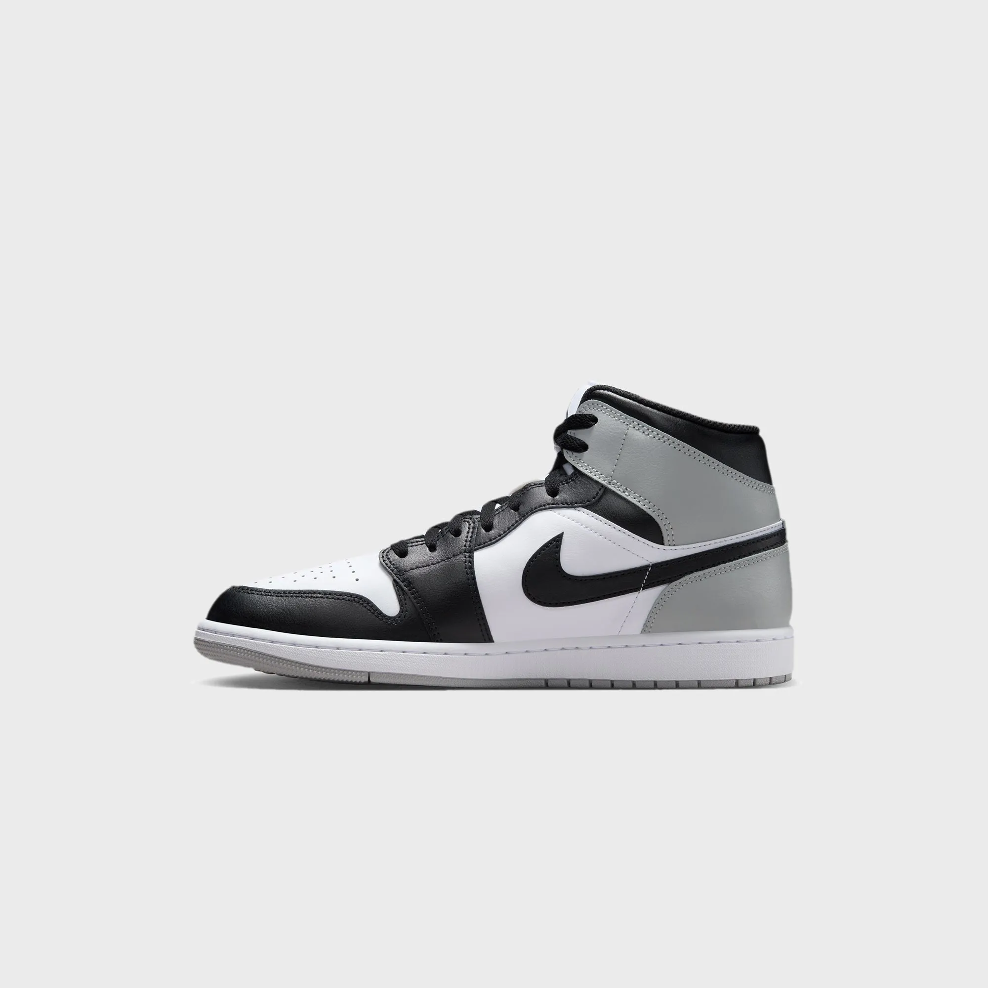 Jordan Air Jordan 1 Mid - White / Black / Light Smoke Grey Special Offer