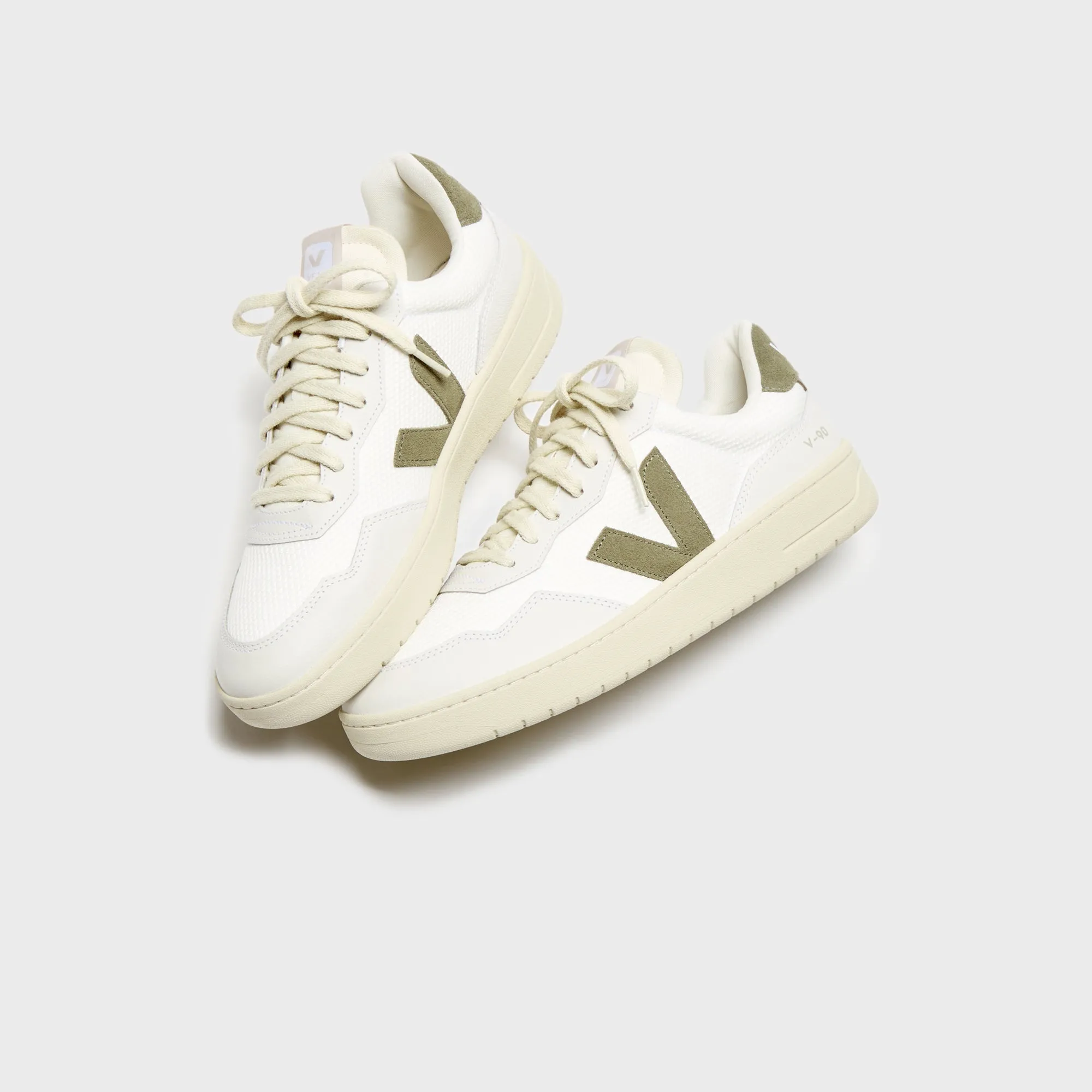 Veja V-90 - White / Kaki Rise Every Time