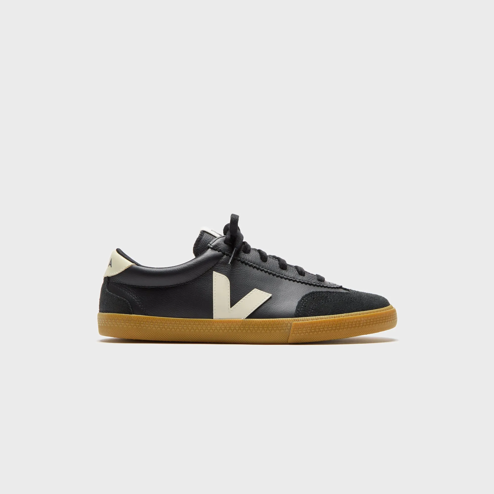 Stay in Motion Veja Volley - Black Pierre