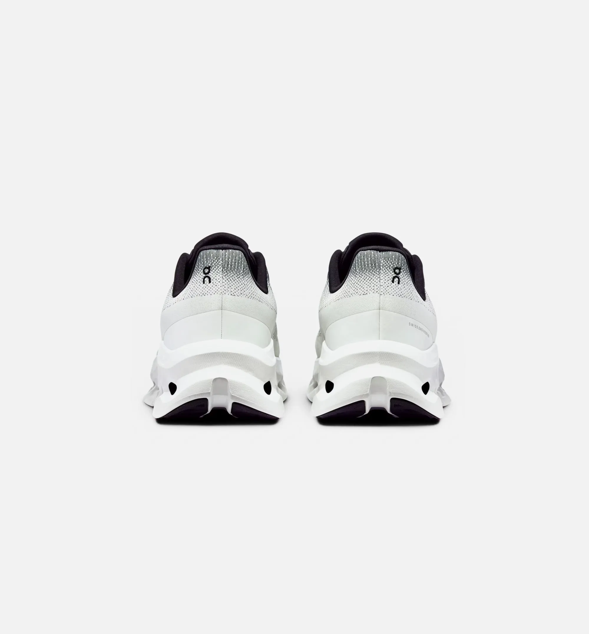 Romanesque Cloudtilt Mens Lifestyle Shoe - Black/Ivory