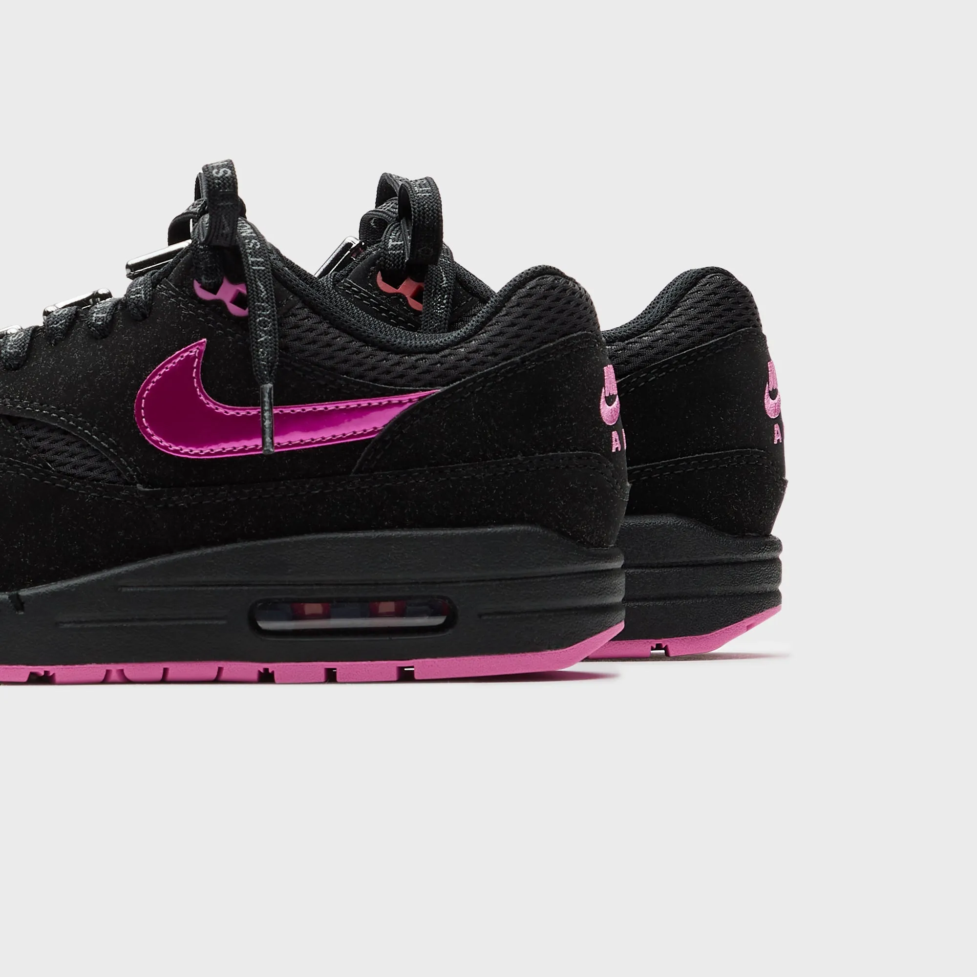 Nike Air Max 1  - Black / Playful Pink / University Red Ergonomic Design Details Set
