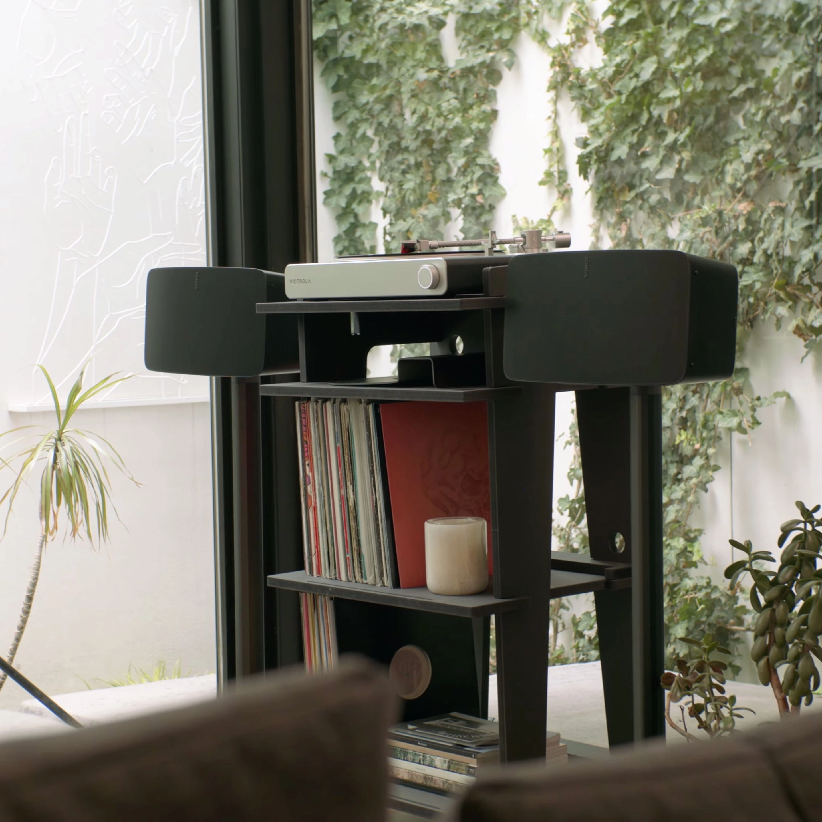 Victrola: Stream Carbon (Works With Sonos) Turntable