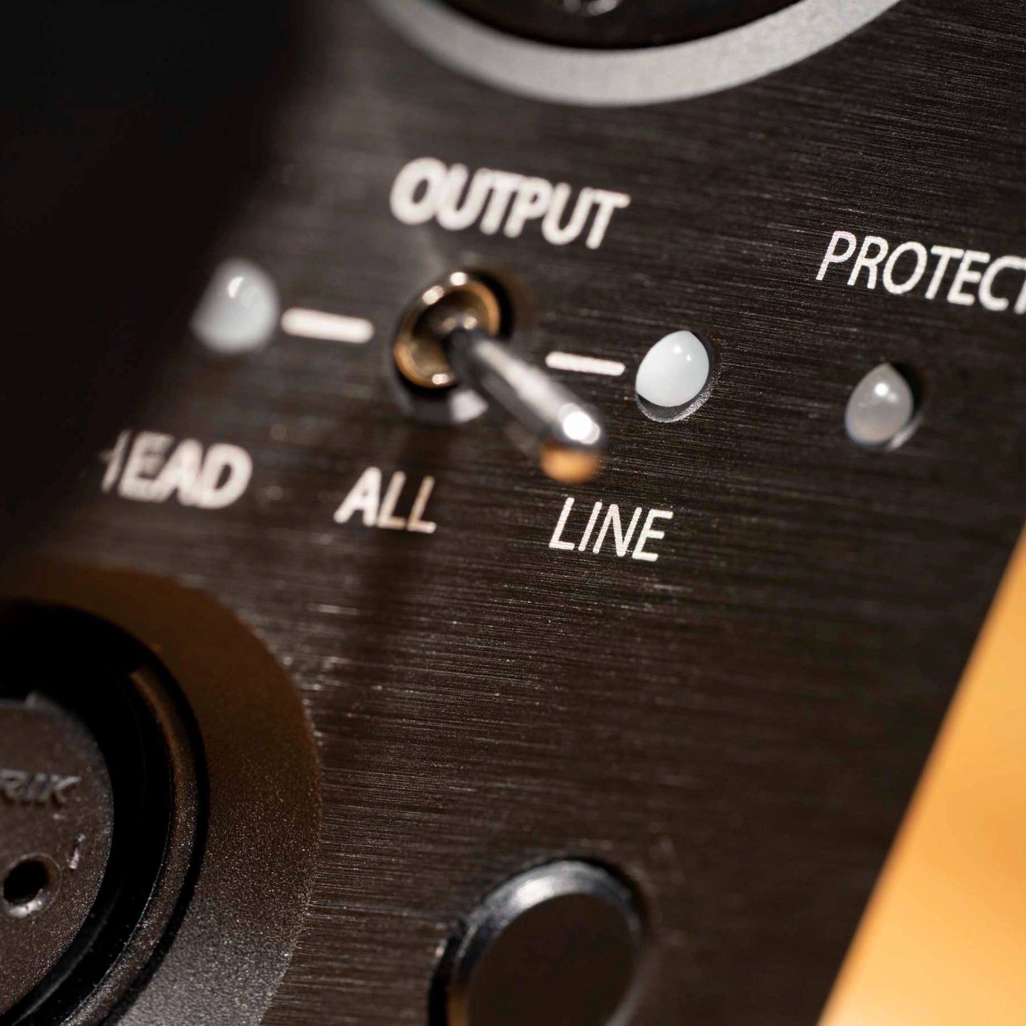 Violectric HPA V324 Desktop Headphone Amplifier