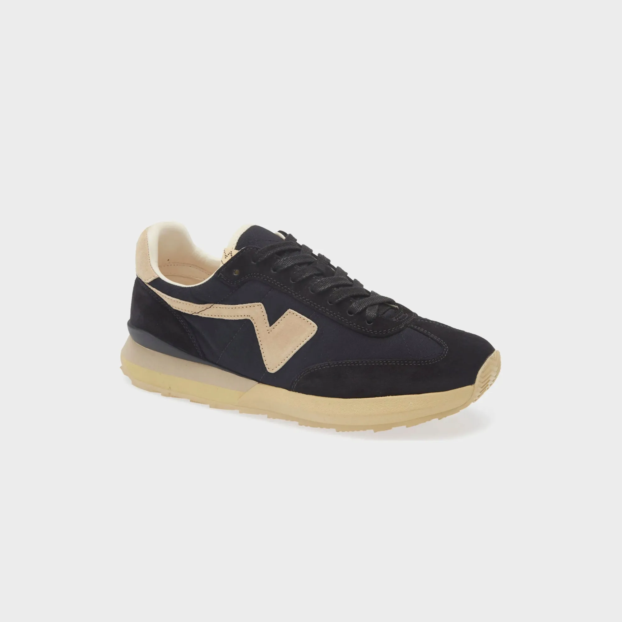Step Into Strength Never Just Walk Visvim Fkt Runner - Black