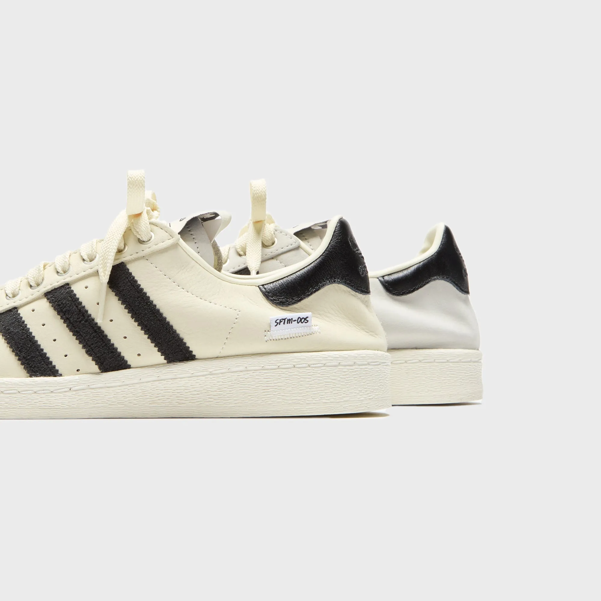Steal Adidas Superstar 82 Sftm - White