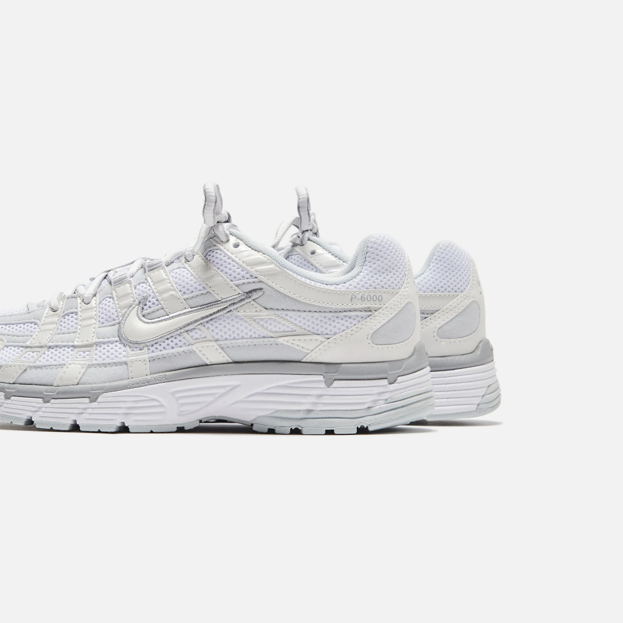 Nike Wmns P-6000 - Metallic Summit White / White / Pure Platin Comfort Property Utilization Strategy