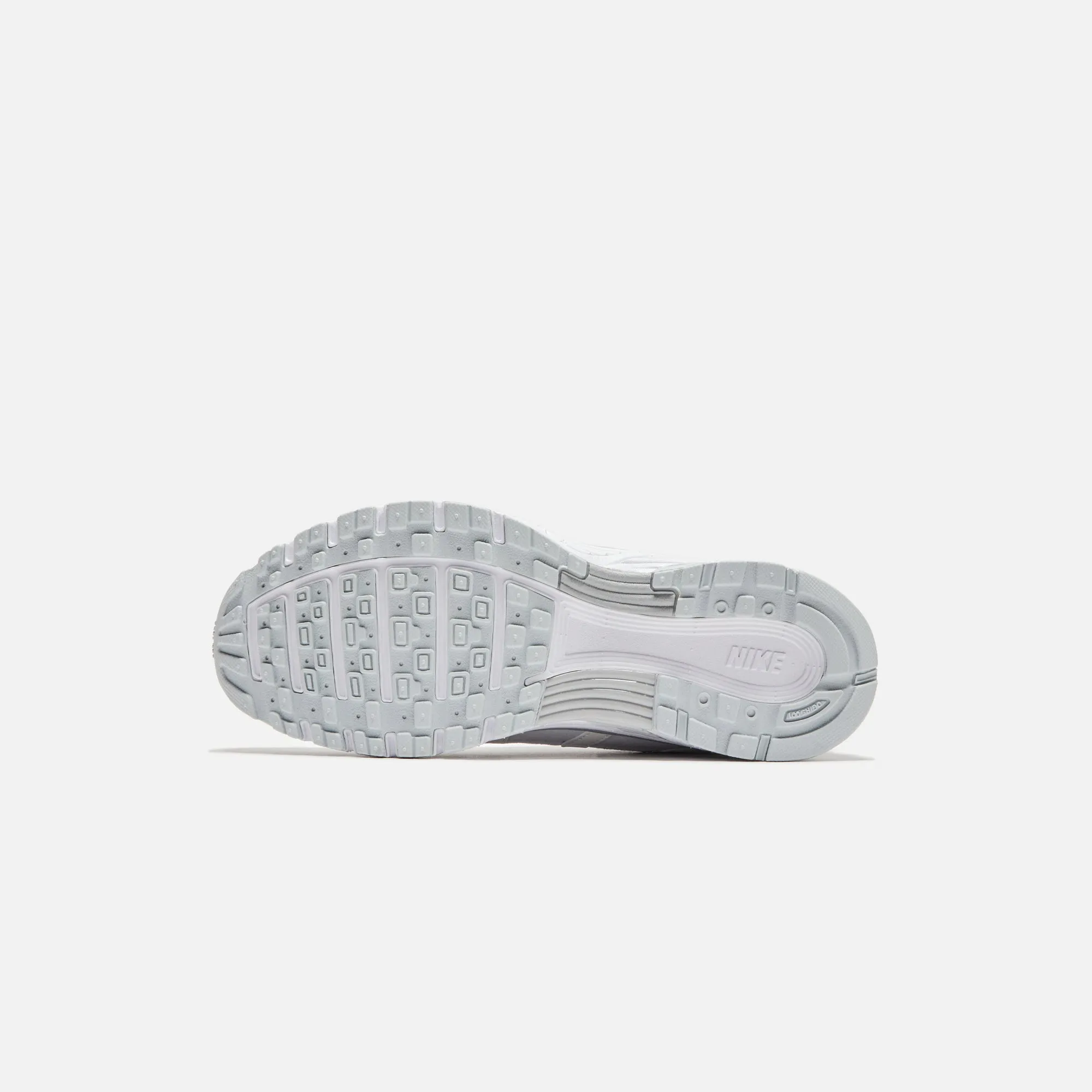 Nike Wmns P-6000 - Metallic Summit White / White / Pure Platin Attractive Lightweight Build Value