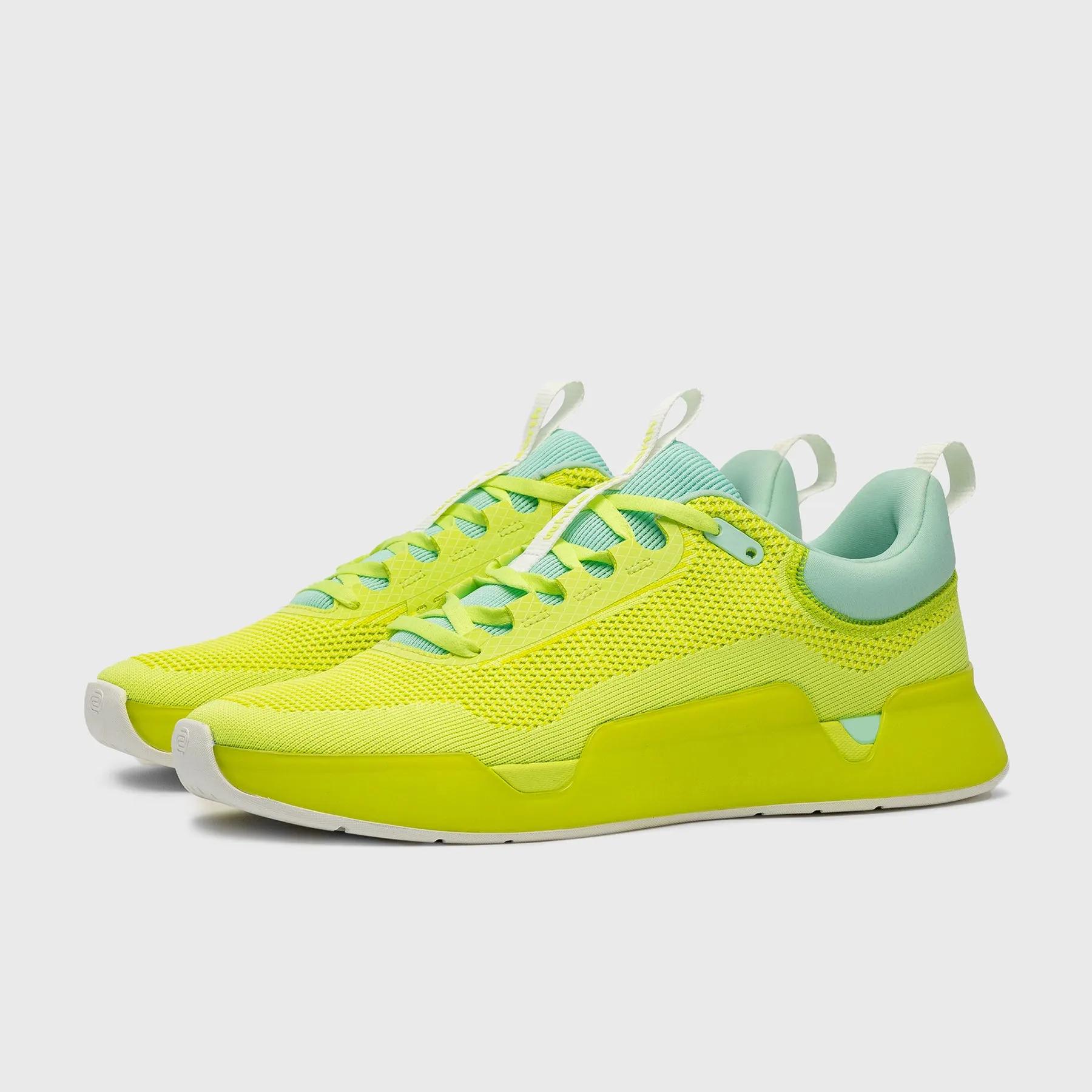Comfort Debossing LightReflectiveElements While On Earth - Men'S Move Trainer - Citrus/Salt