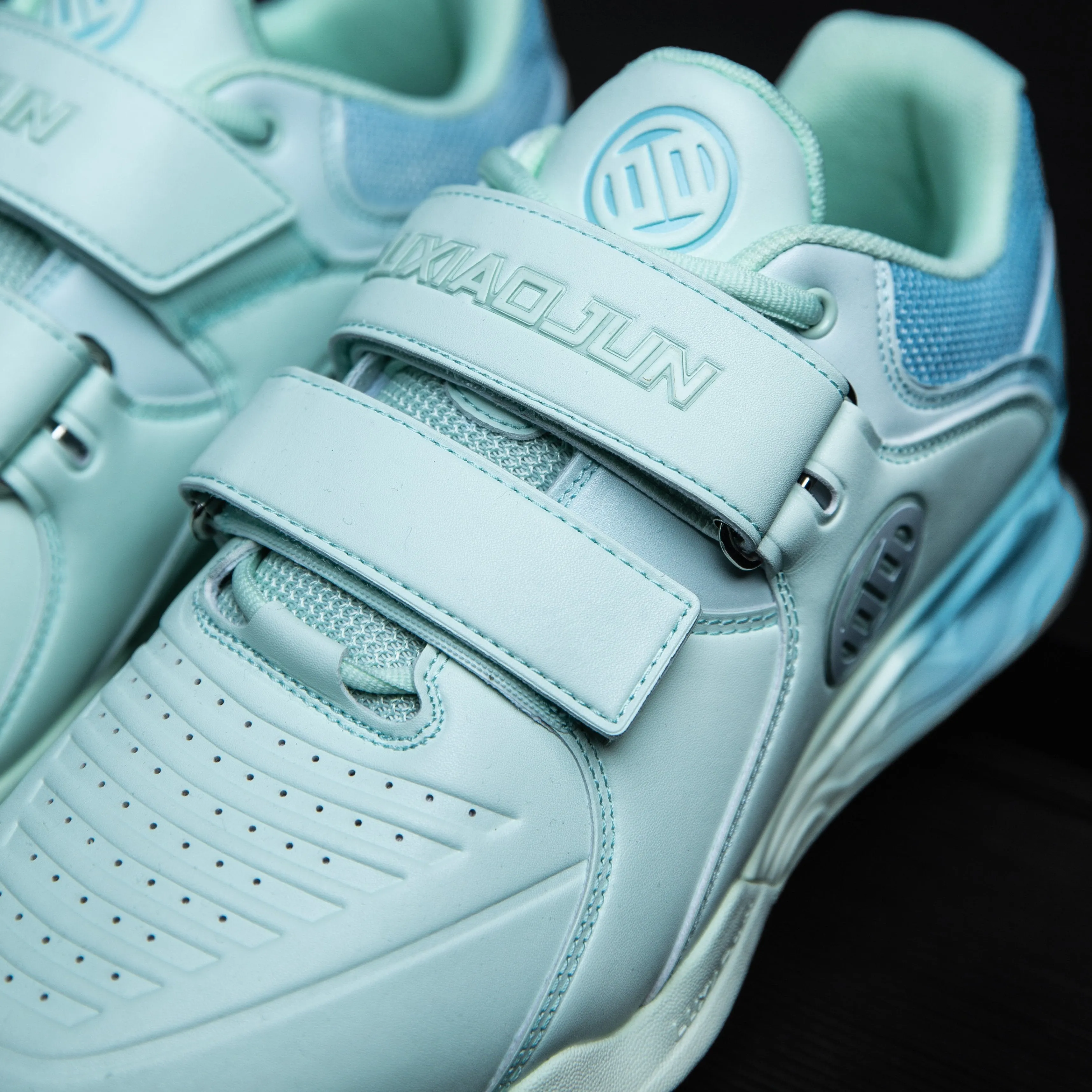 Lu Xiaojun - Weightlifting Shoes - Turquoise Mid - Top Protection