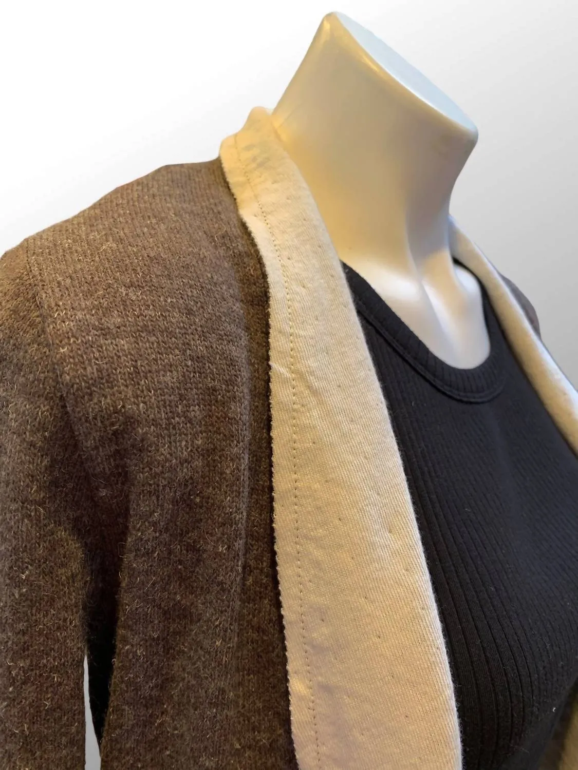 Cardigan en laine court pour femme en selle