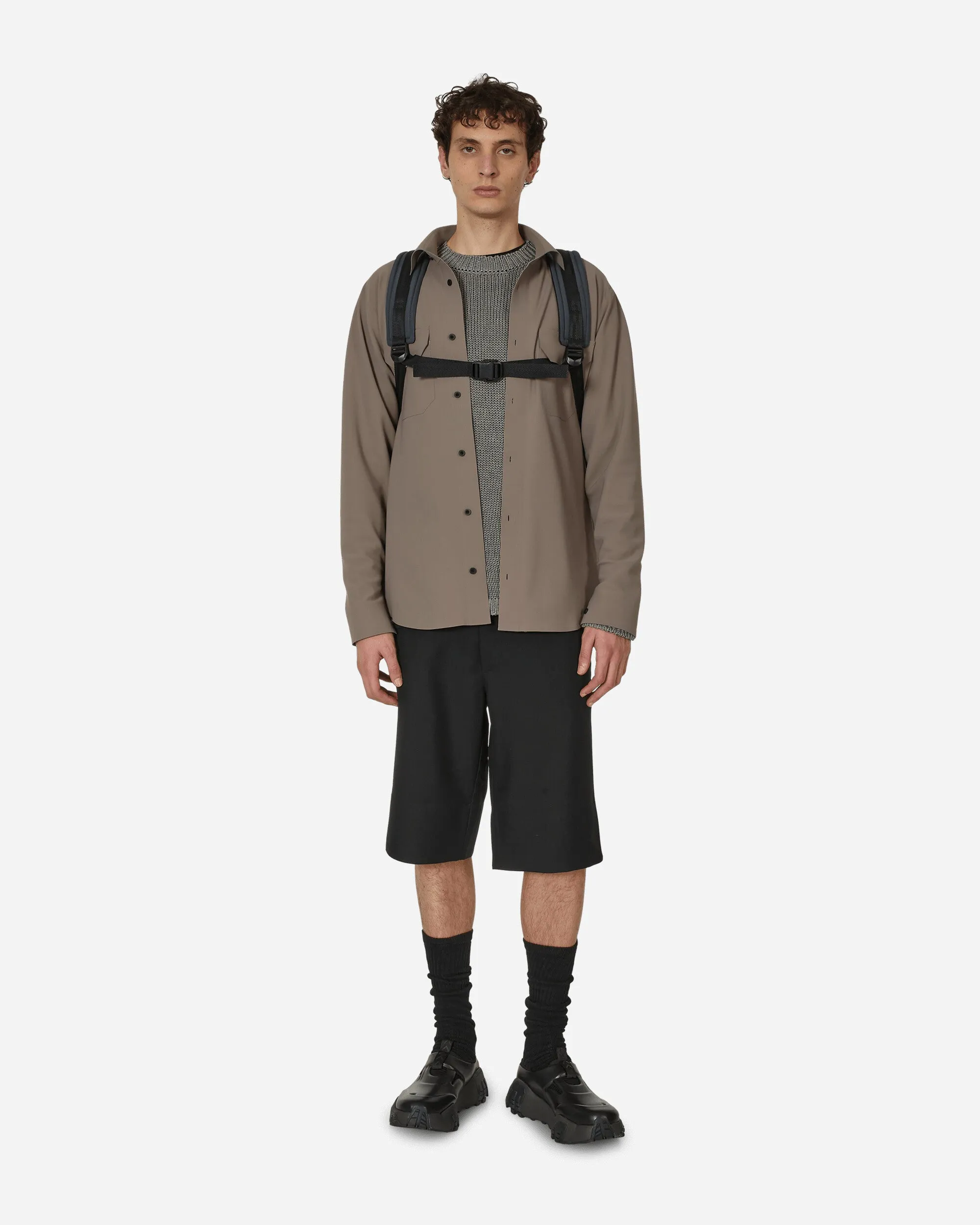 Easy-To-Take-Off Wool Tailored Shorts Black