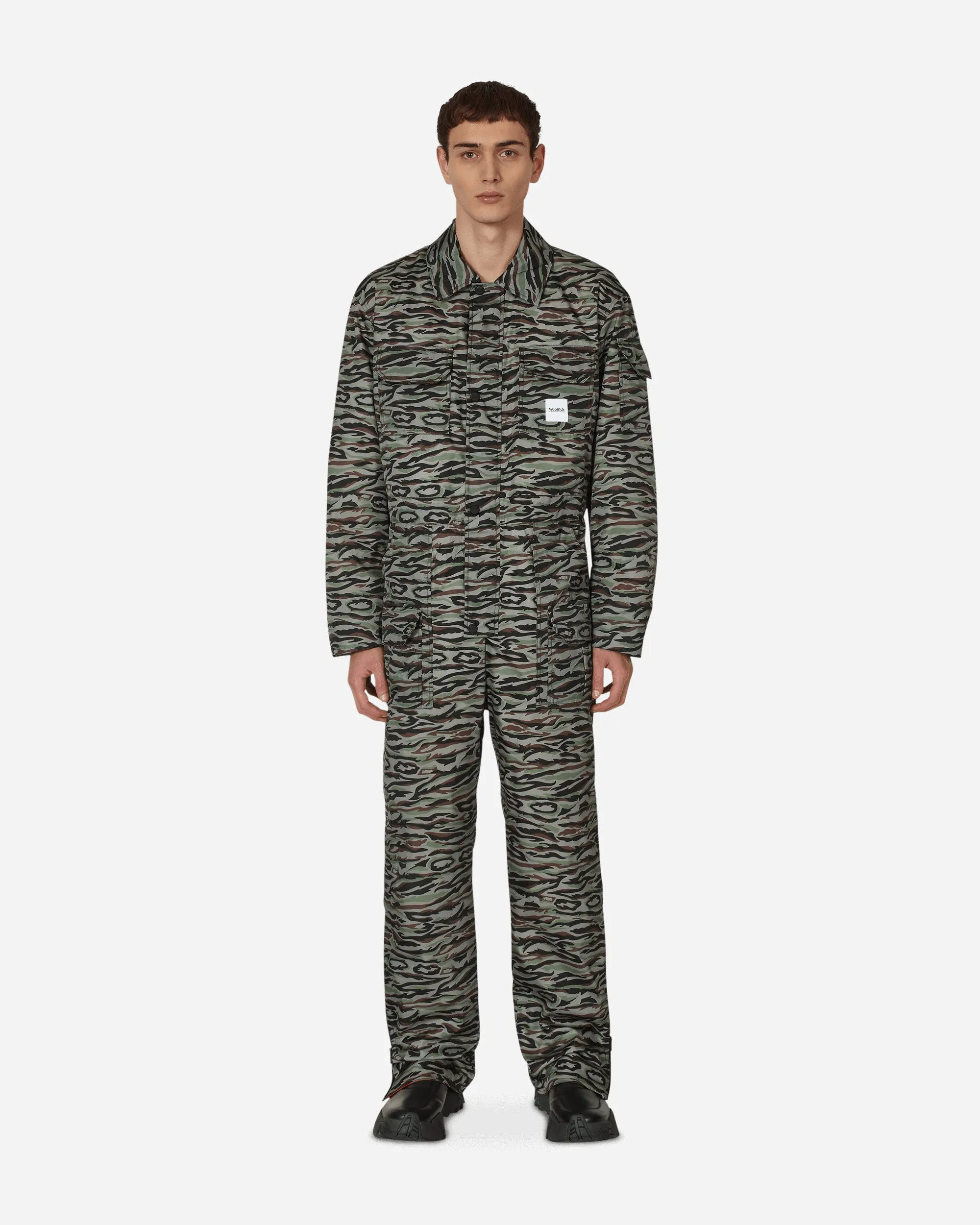 Woolrich Cargo Overall Green Soft Temple Width