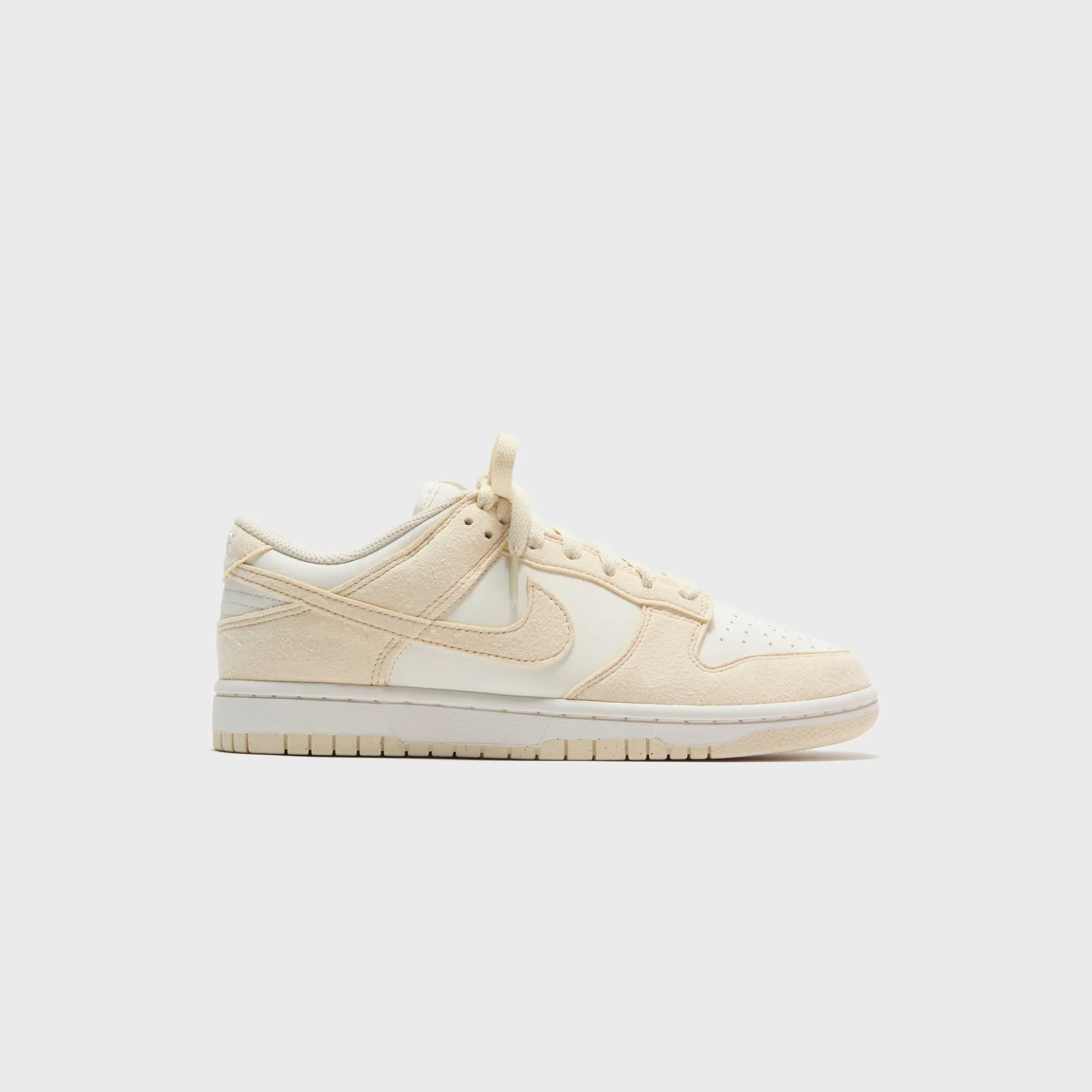 Ankle Support Heels Nike Wmns Dunk Low - Soft Pearl / Beach / Pale Ivory / White